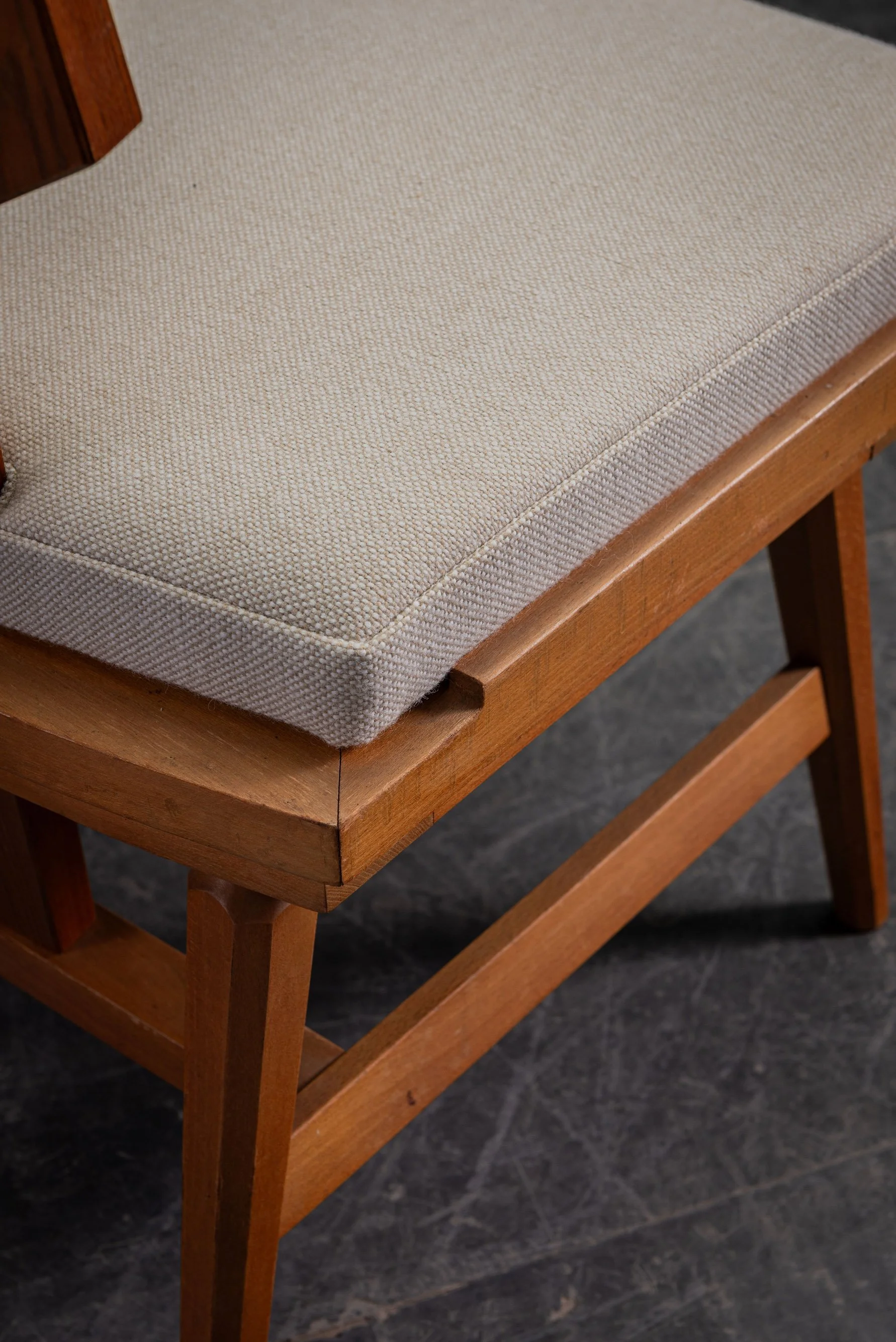 SE-131202394245-Brutalist-Low-Chair-Set_13.jpg