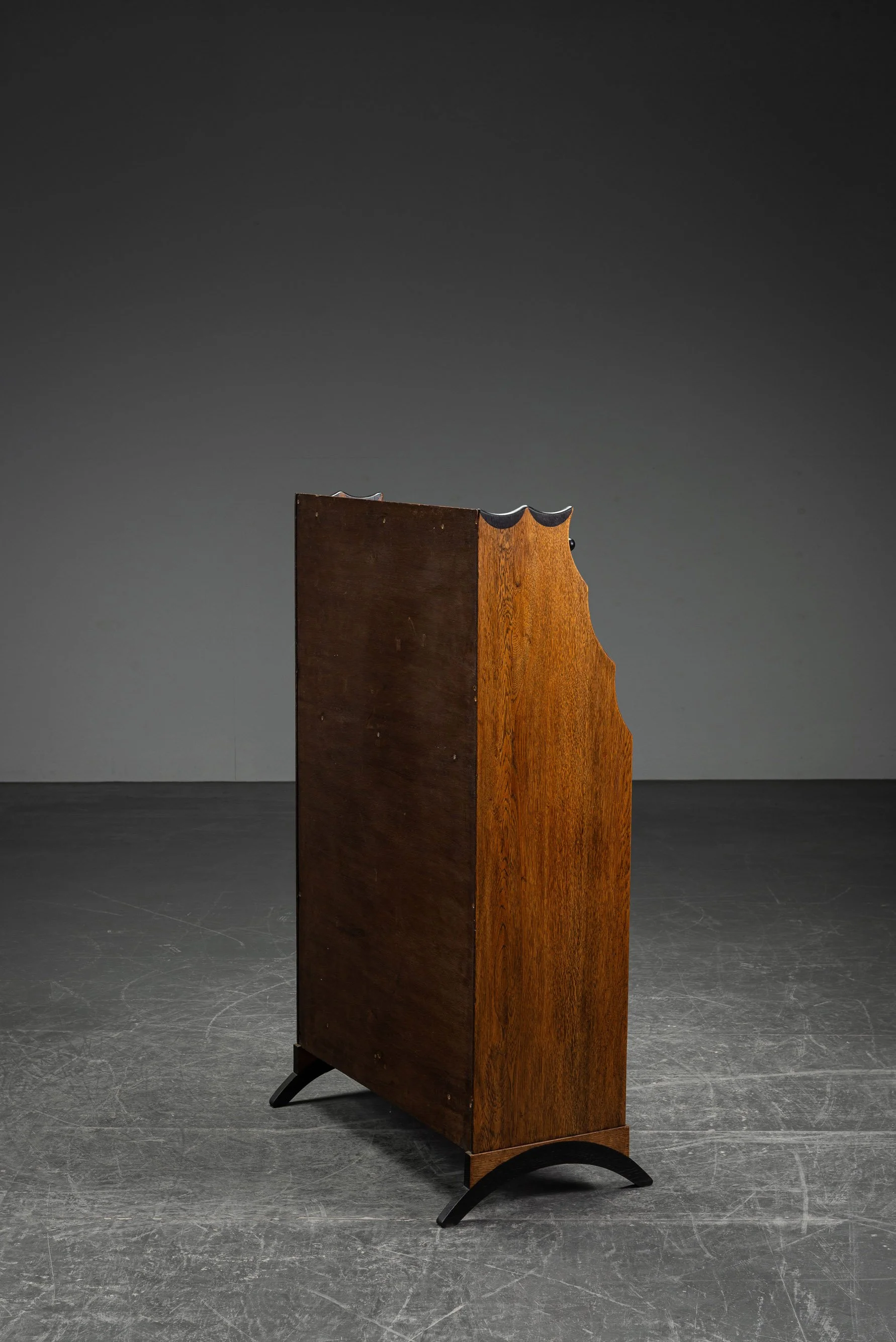 ST-2992026182142-1920s-Amsterdamse-School-Desk_13.jpg