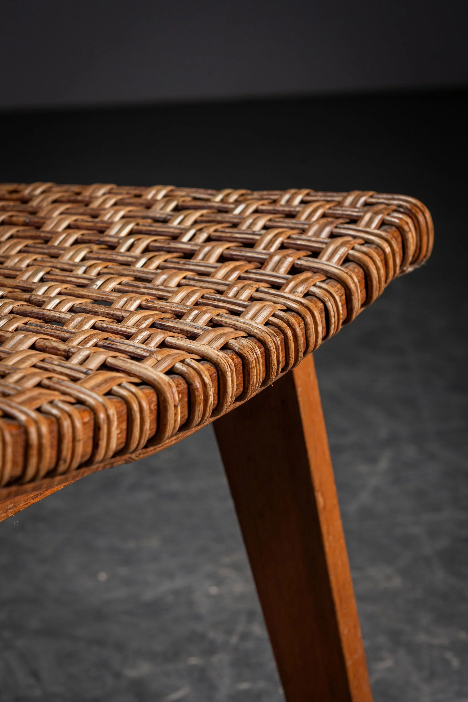 SE-2082025163236-Rohe-Modernist-Dining-Chair-Set_13.jpg