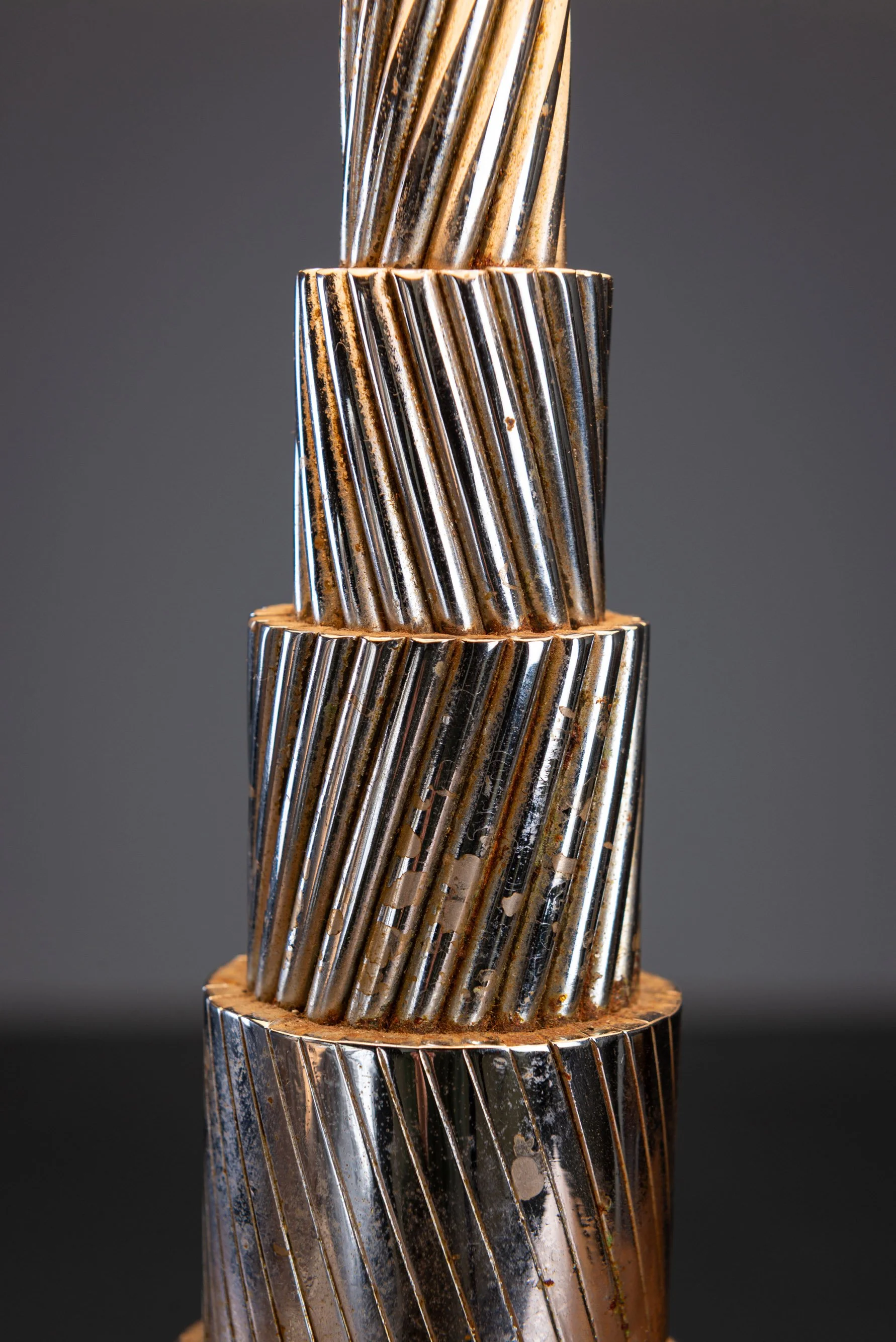 LI-3112025154729-1960s-Folk-Art-Table-Lamp_04.jpg