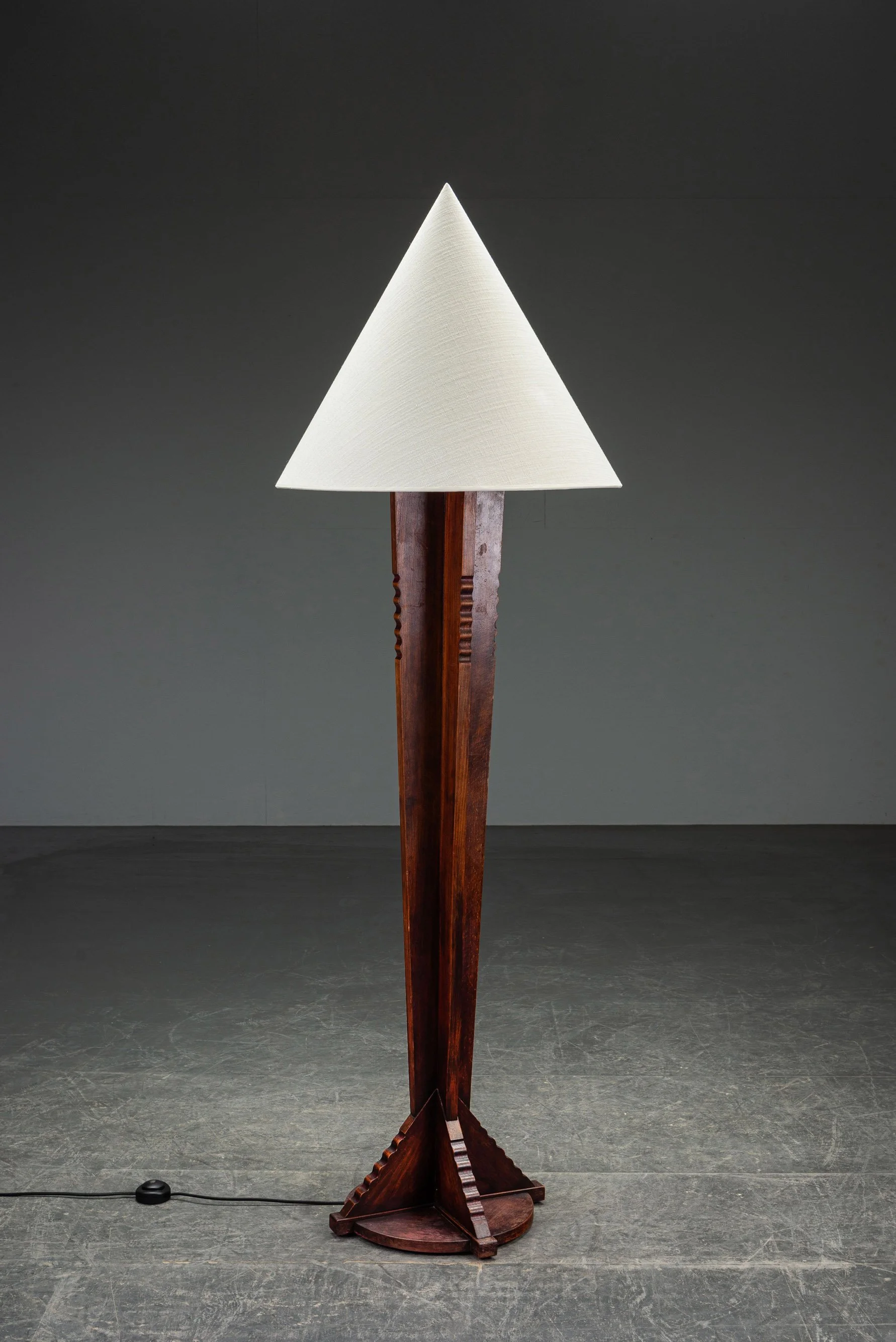 1920s Amsterdamse School Standing Lamp
