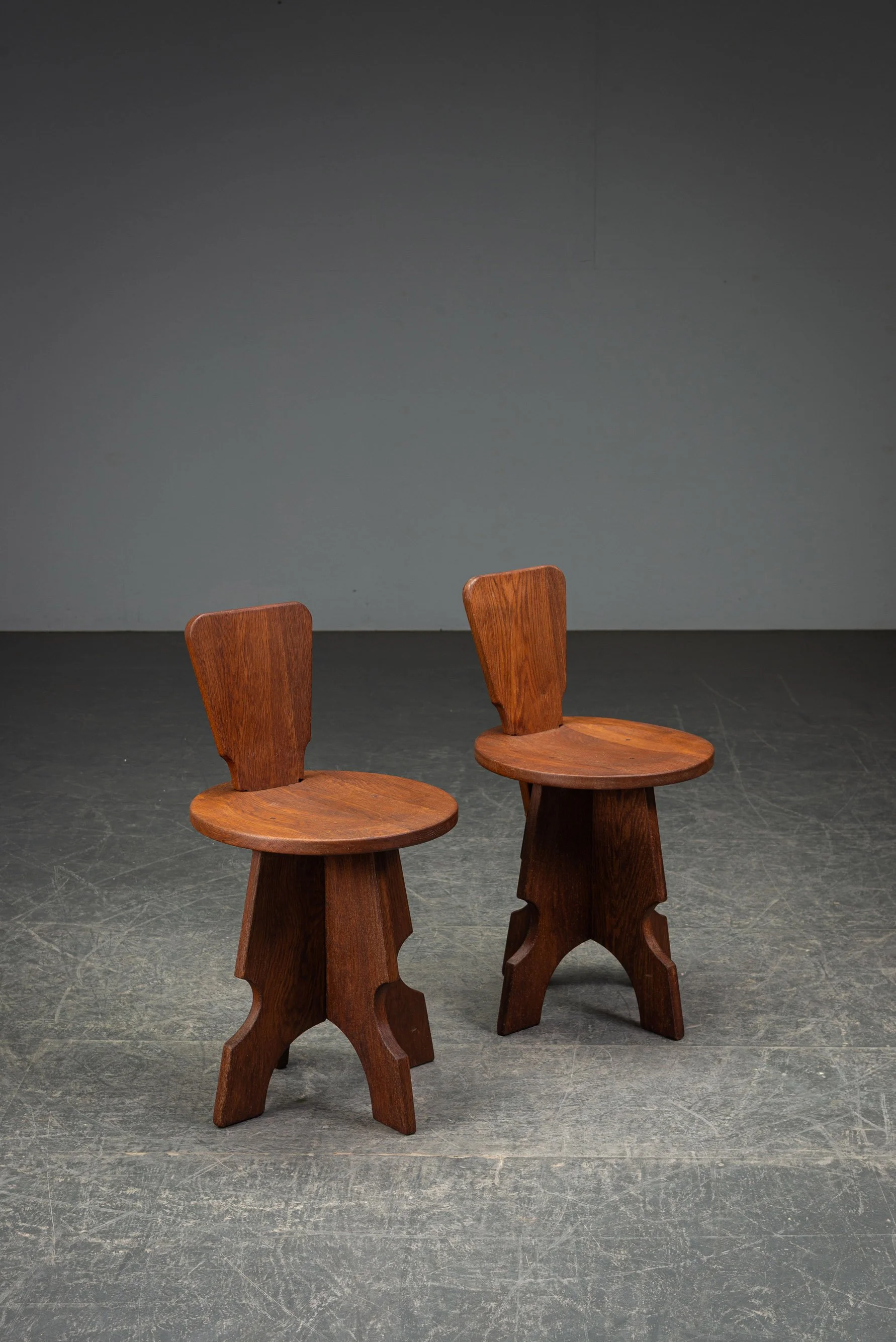 SE-14122025203537-1960s-Sculptural-Stools-3+4_07.jpg