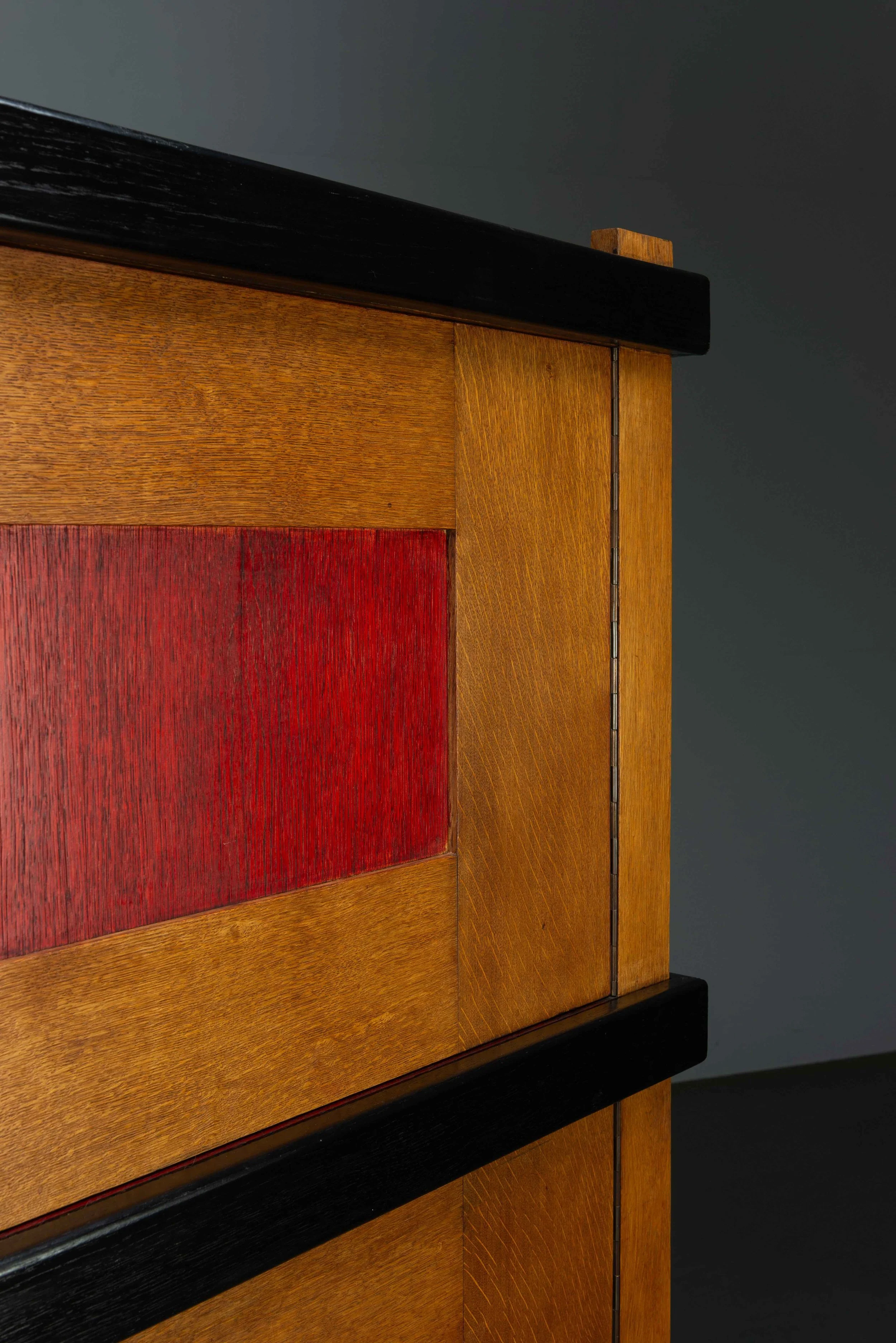 ST-3072025223336-1920s-Haagse-School-Cabinet-by-Frit-Spanjaard_8.jpg