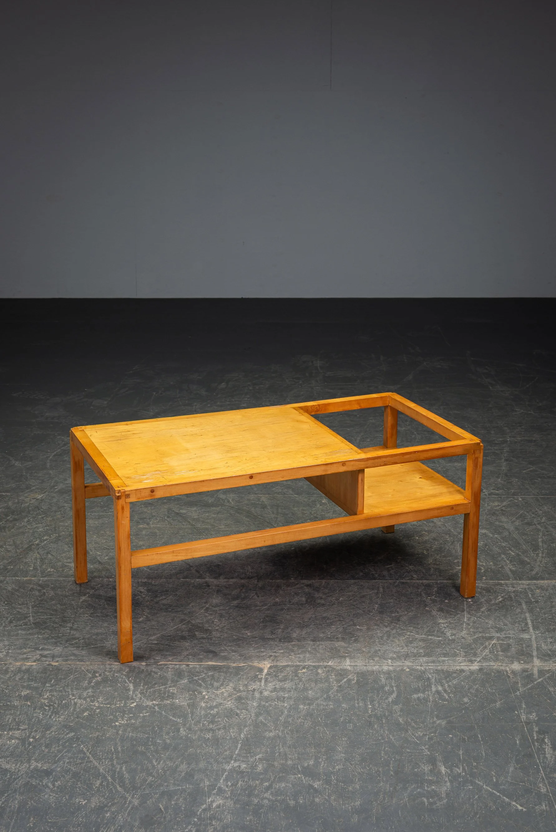TA-1862026125050-1960s-Modernist-Coffee-Table_04.jpg
