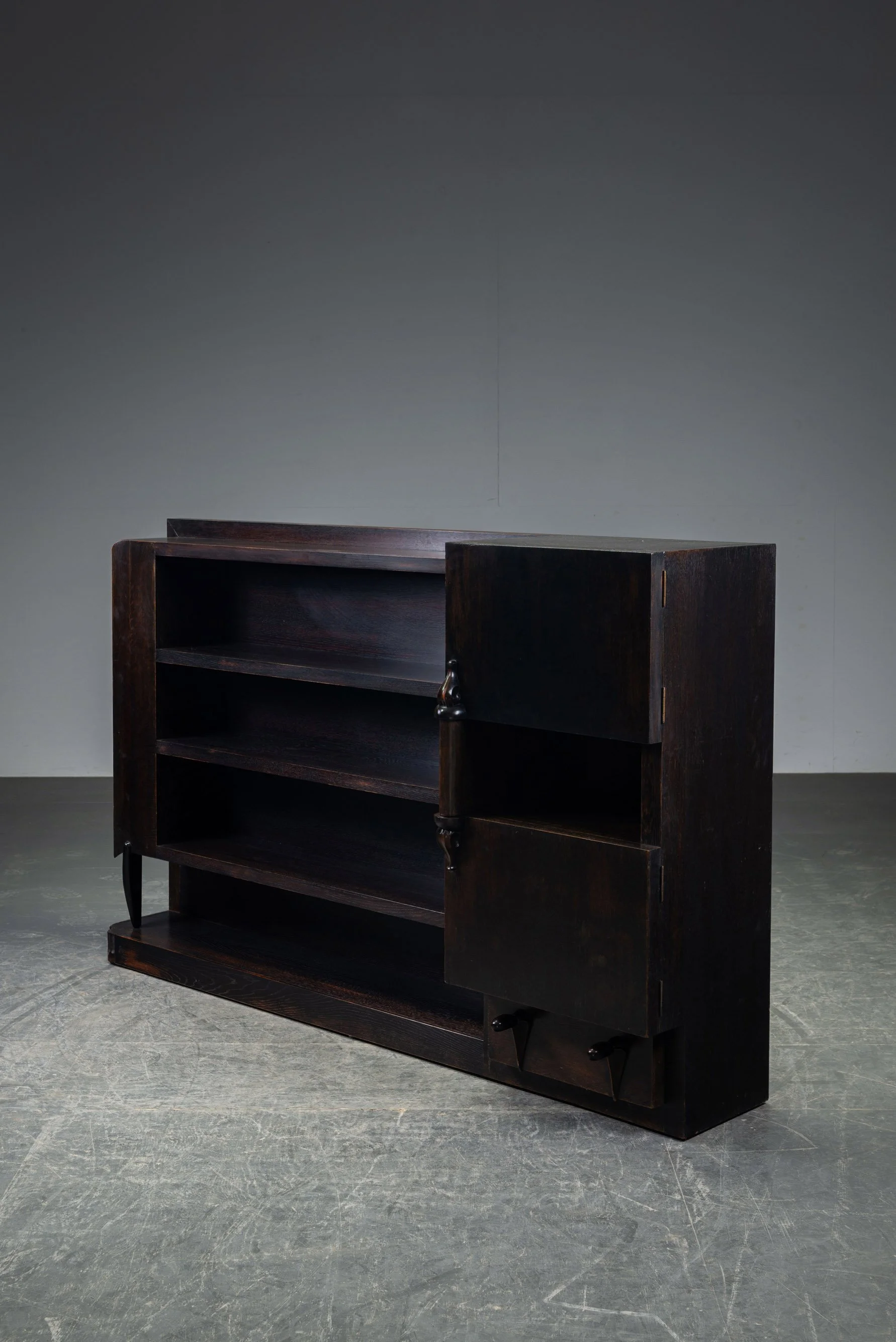 ST-1862026130213-1920s-Amsterdamse-School-Sideboard-by-Architect-Piet-Kramer_10.jpg