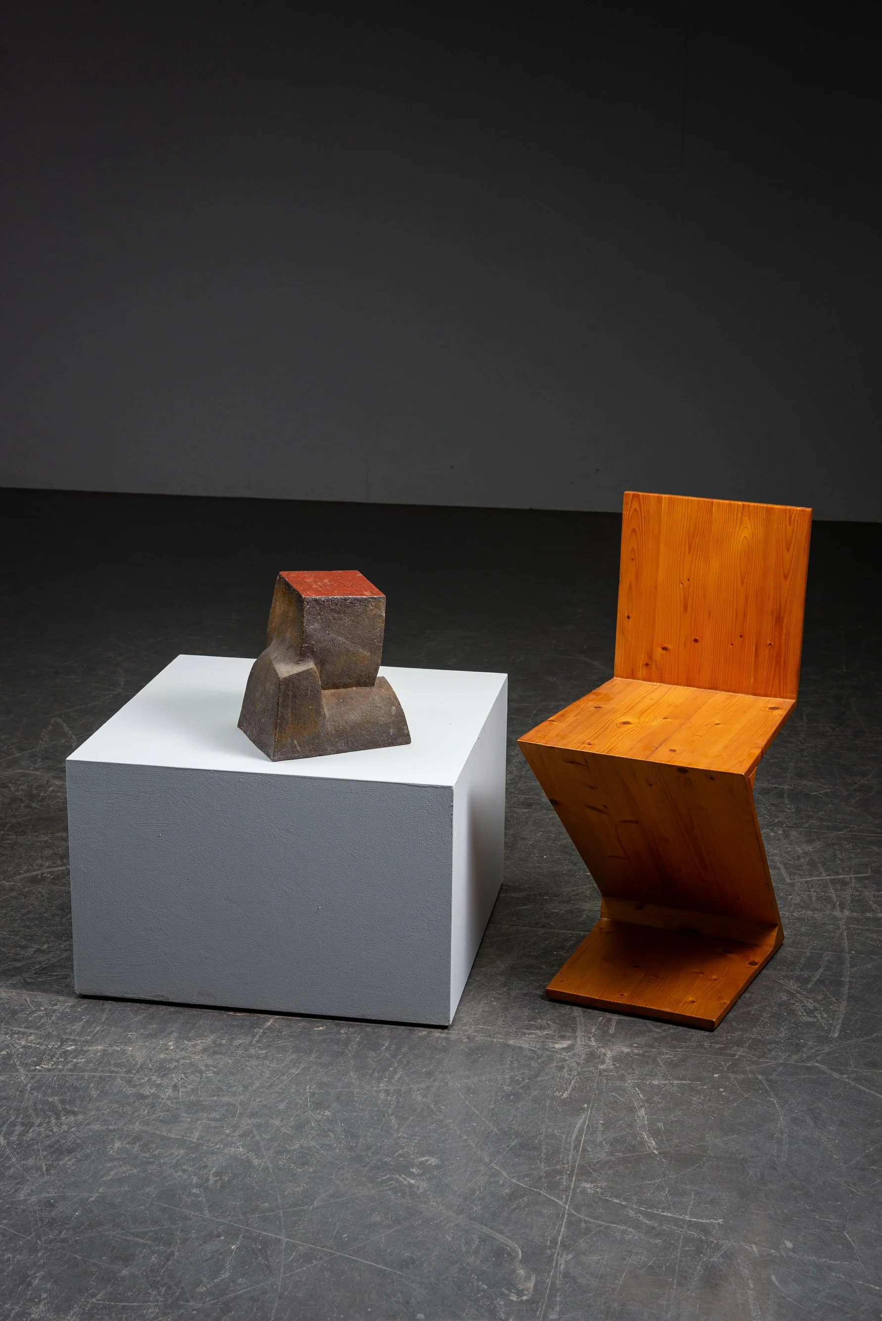 AR-1152026113131-Abstract-Sculpture-by-Cor-Dam-#15_10.jpg