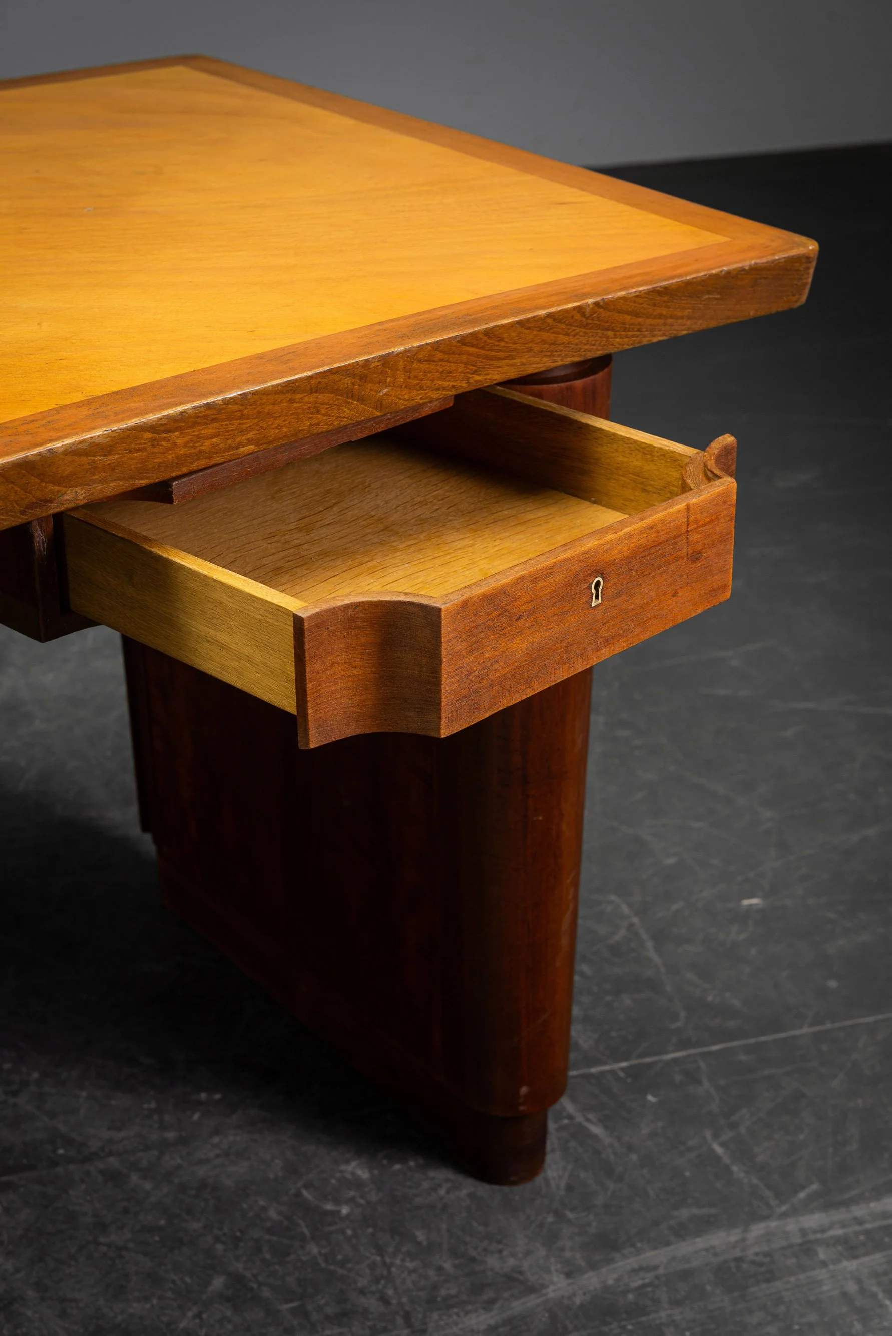 TA-3112025190420-1940s-Art-Deco-Desk_06.jpg