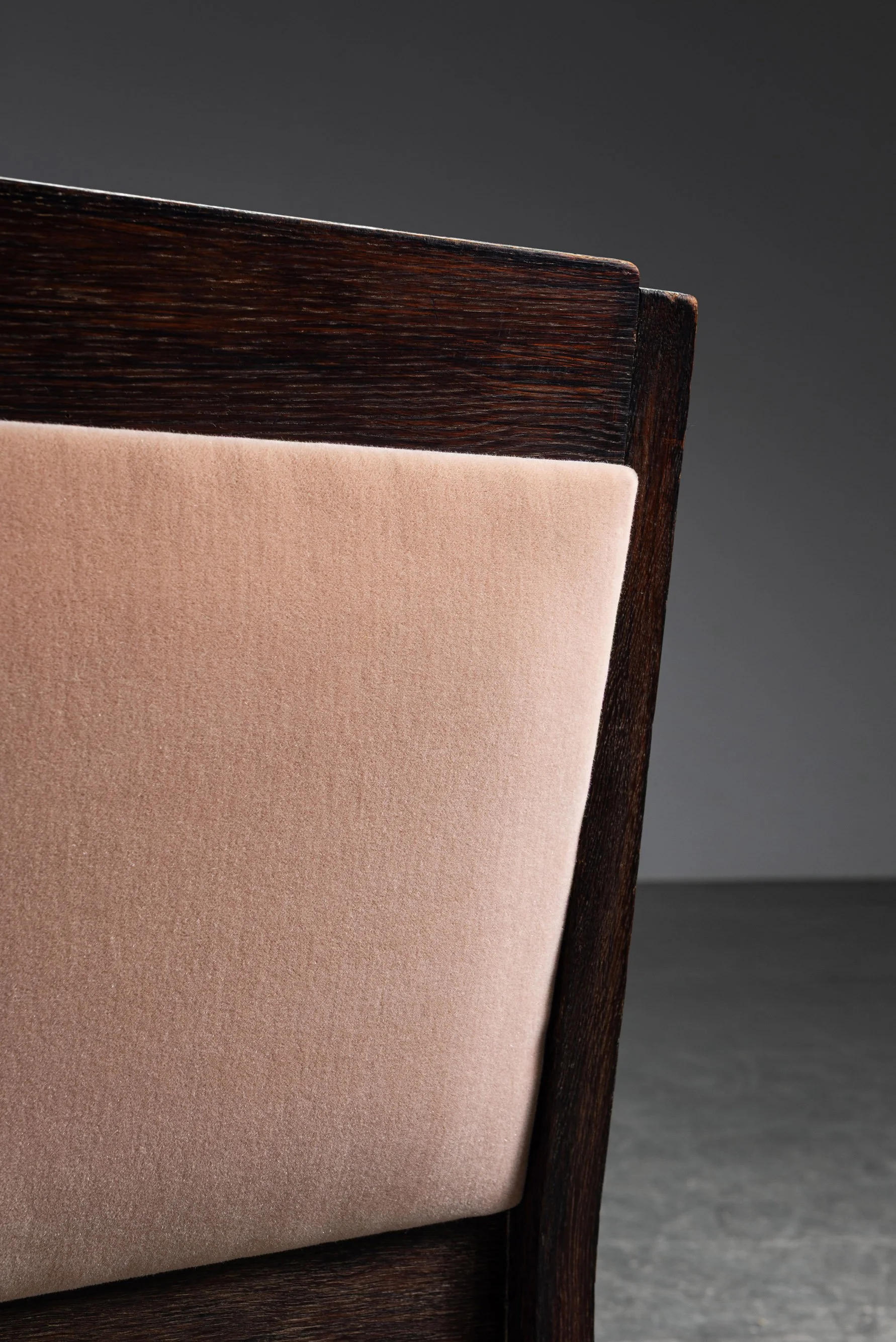 SE-892026125316-Rationalist-Chair-Set_11.jpg