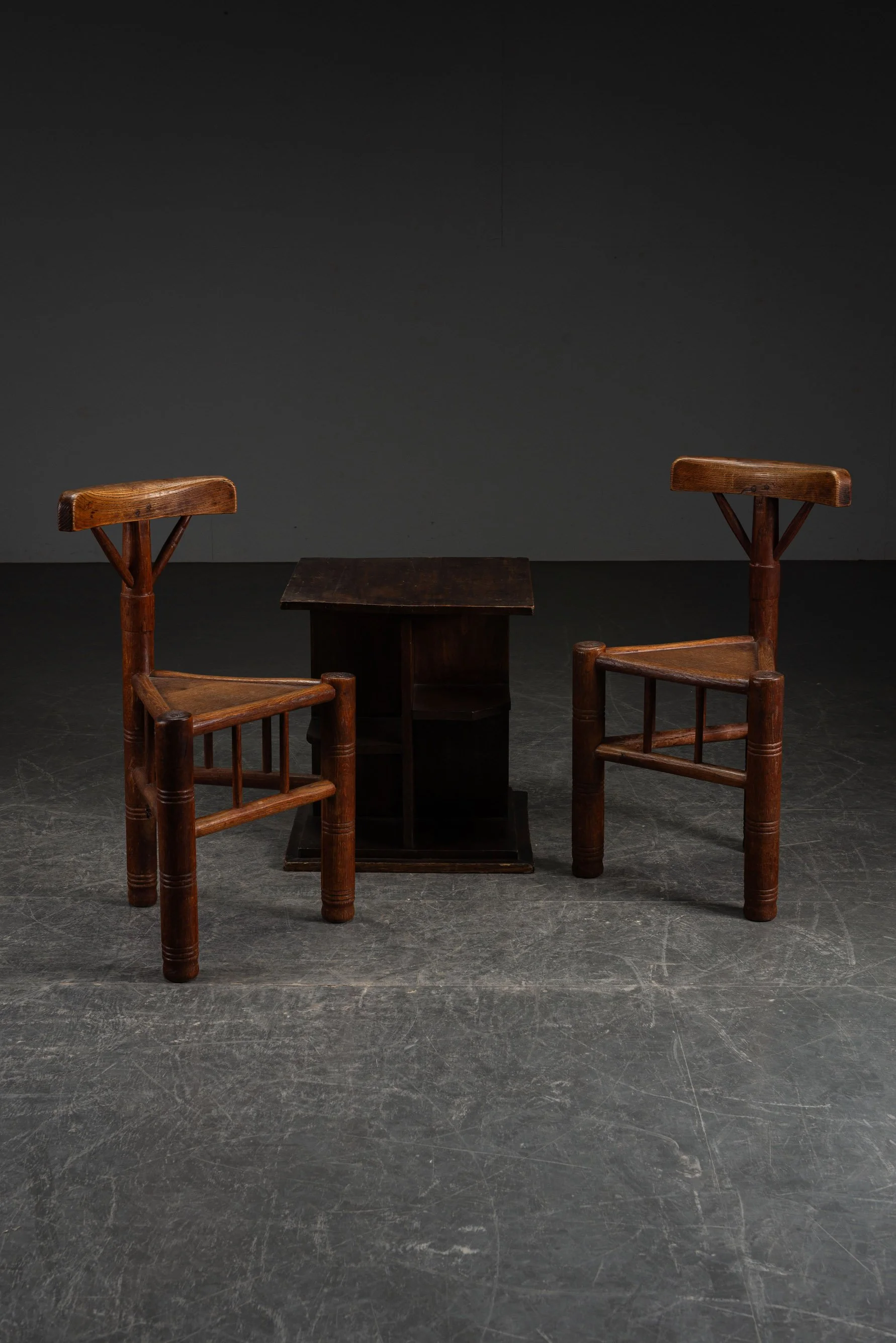 SE-3112025185035-1960s-Tripod-Accent-Chairs_14.jpg