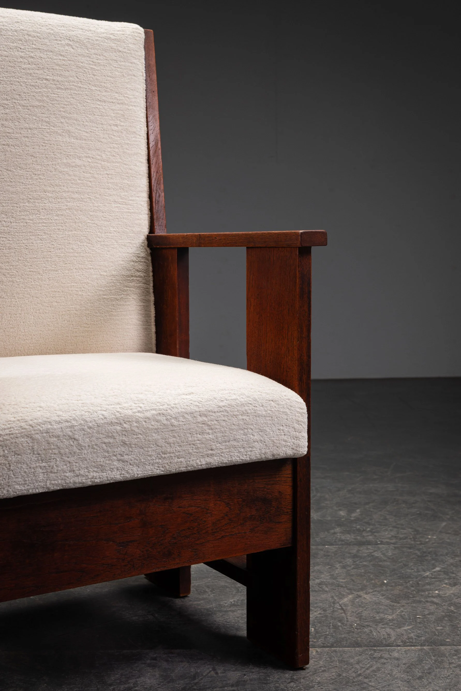 SE-652026140541+SE-652026141644-Rare-Haagse-School-Desk-Chair-by-Architect-H.-Wouda_SE-10122023205433-Rare-Haagse-School-Desk-Chair-by-Architect-H.-Wouda_02.jpg