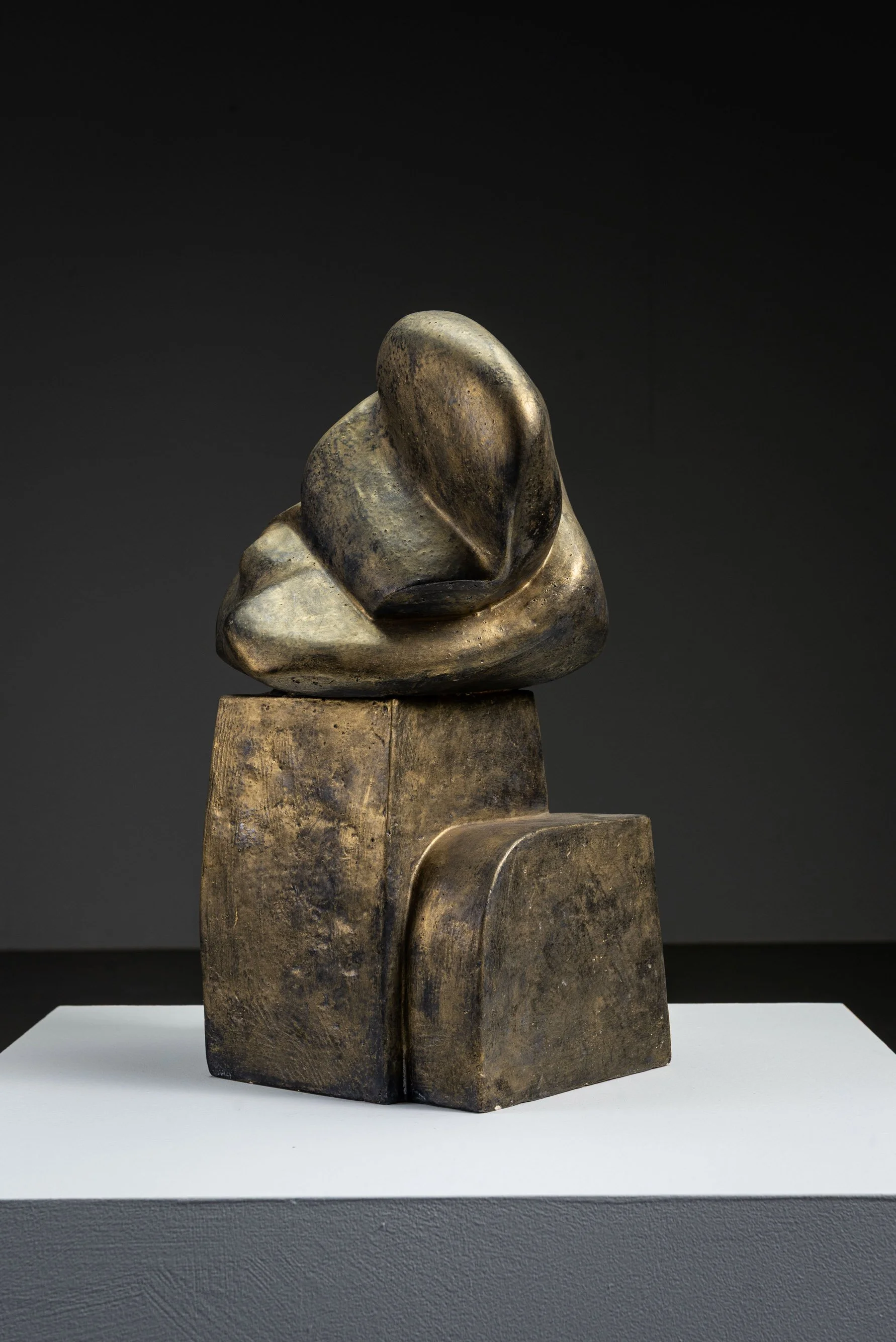 AR-1152026105113-Abstract-Sculpture-by-Cor-Dam-#2_03.jpg