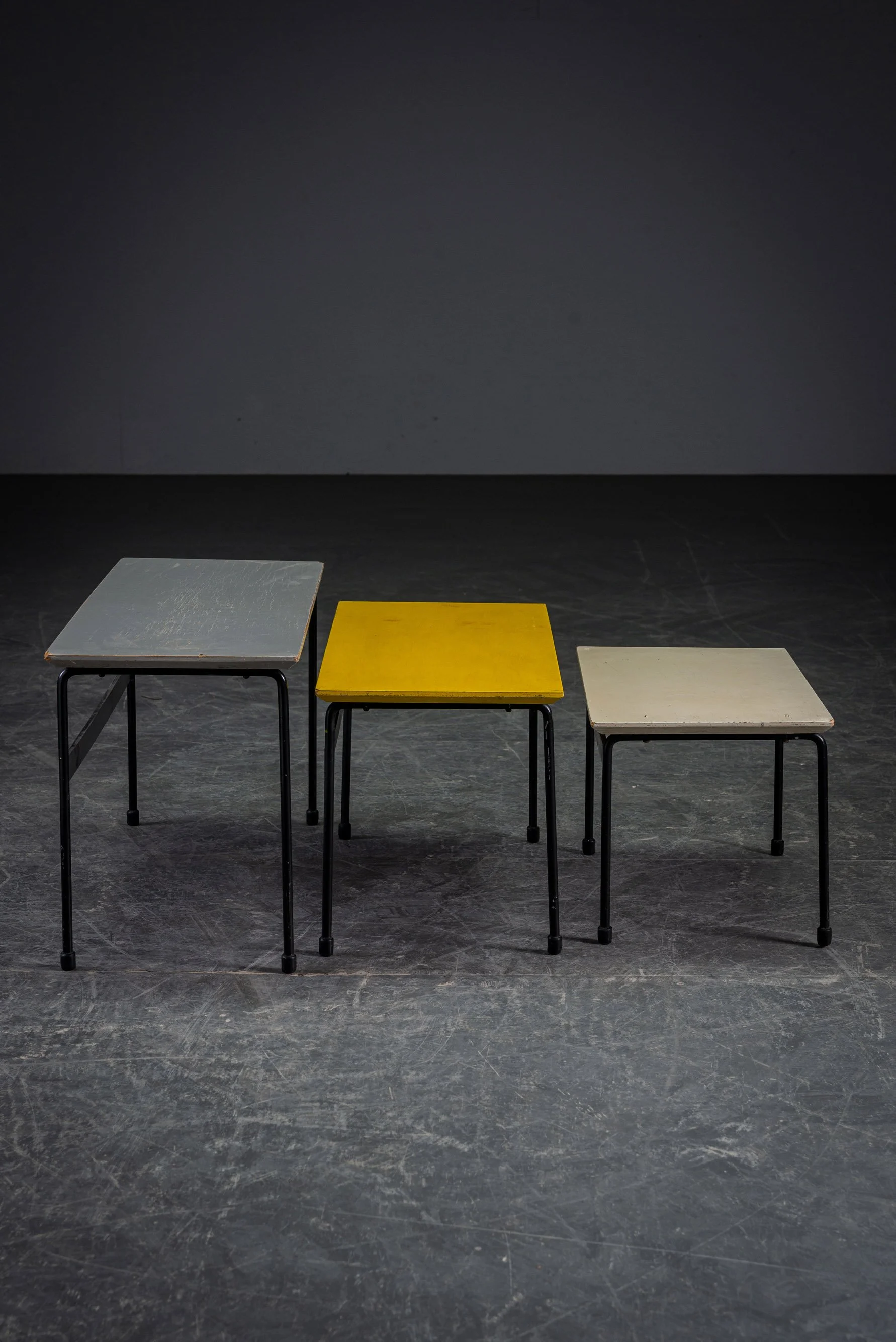 TA-2972025182925-Minimalist-'Twello'-Nesting-Tables-by-Martin-Visser_08.jpg