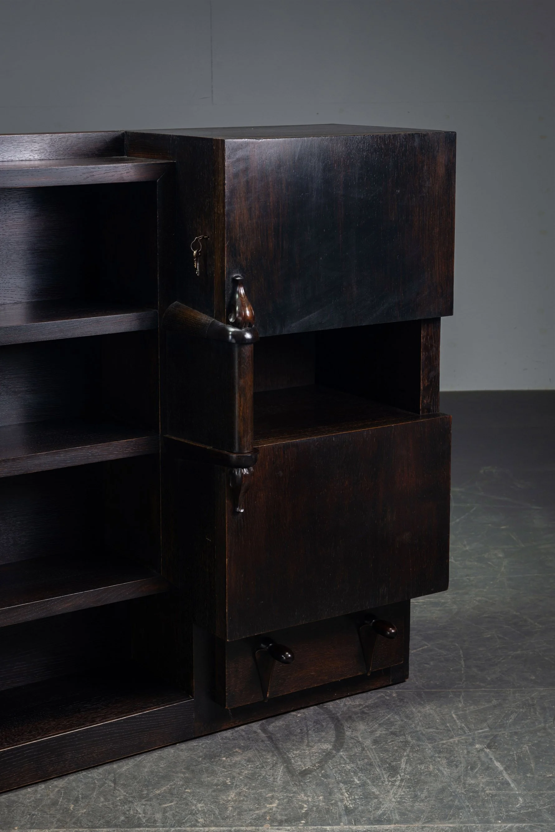 ST-1862026130213-1920s-Amsterdamse-School-Sideboard-by-Architect-Piet-Kramer_03.jpg