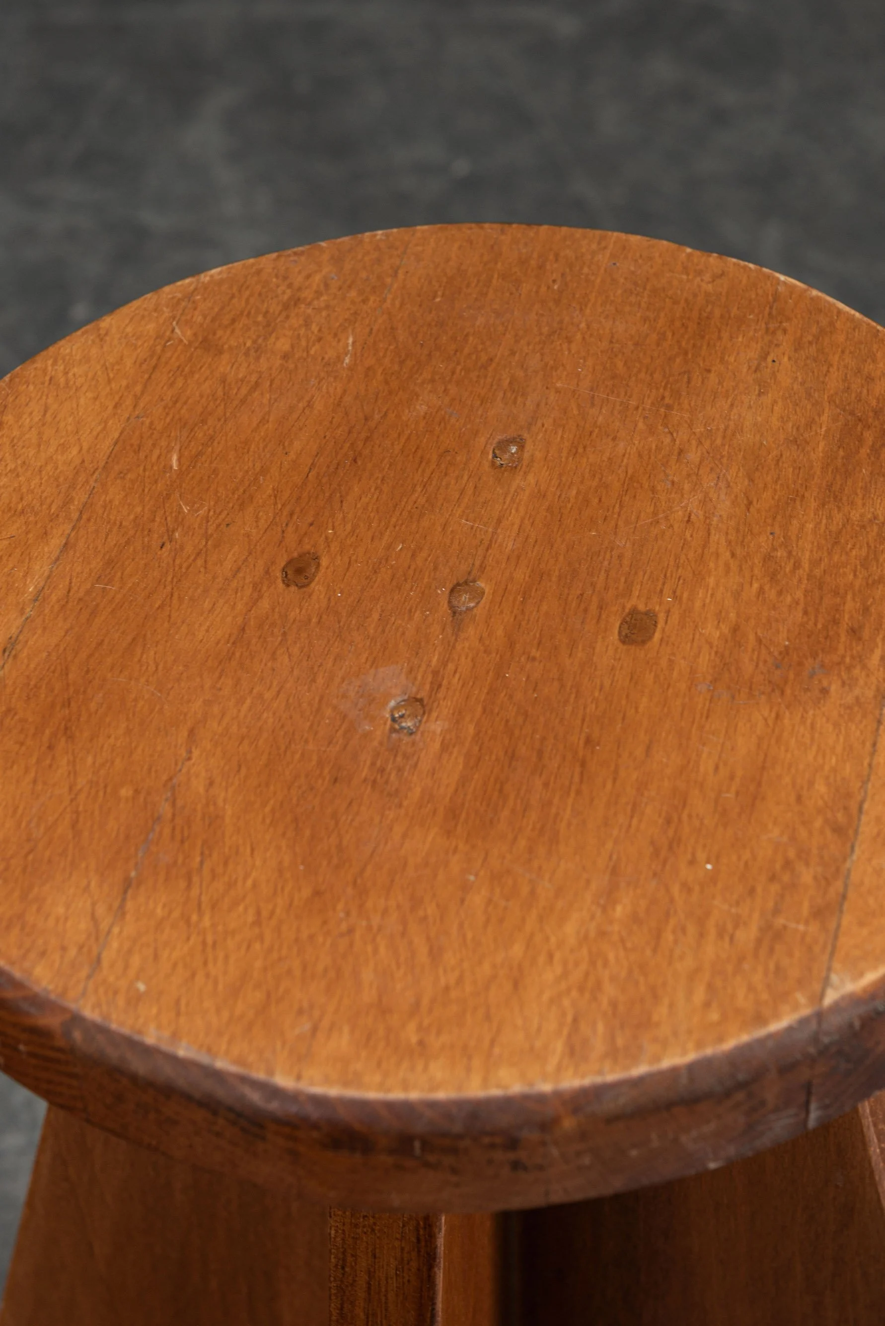 SE-292025194451-1950s-Modernist-Stool_04.jpg