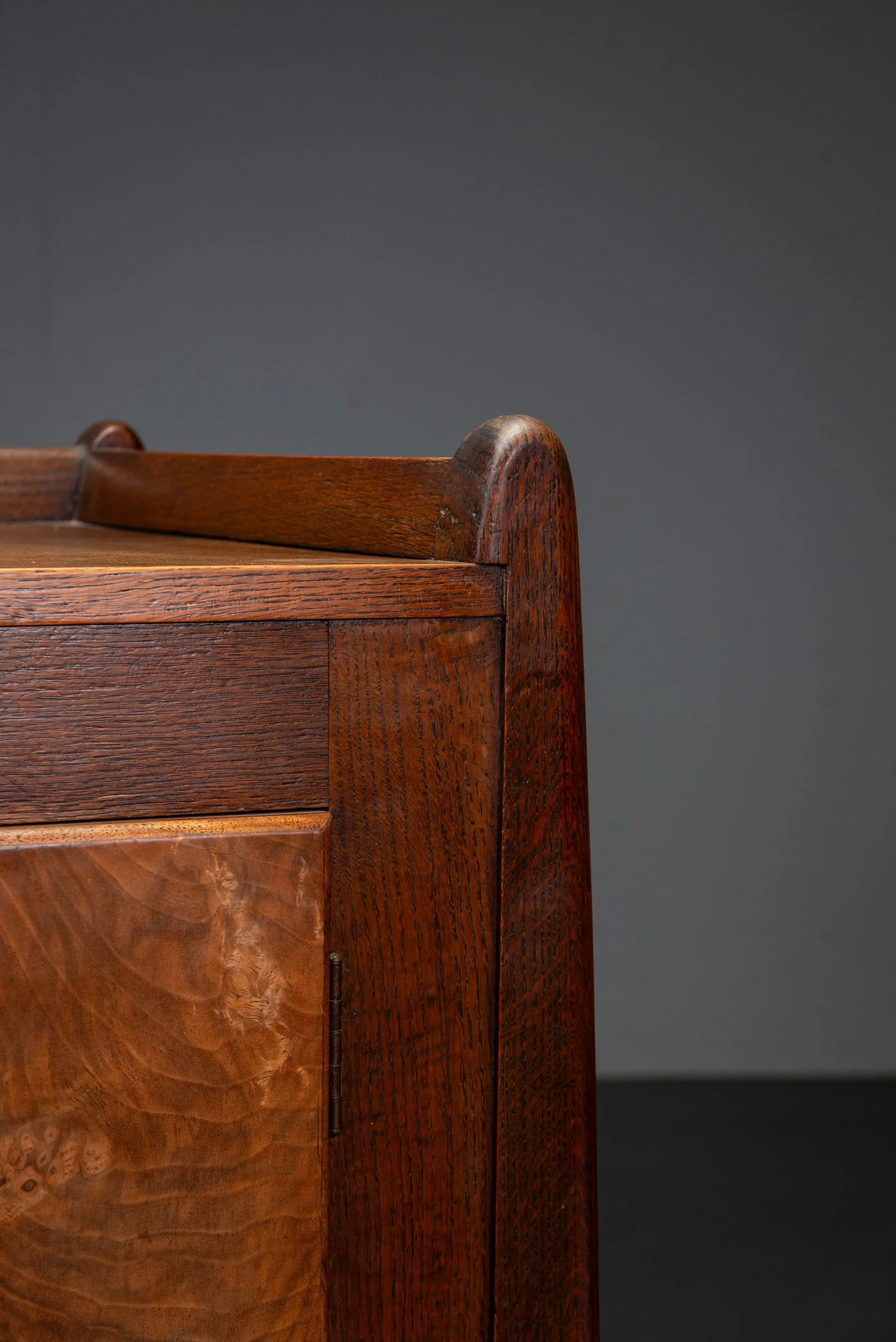 ST-1962024195902-Amsterdamse-School-Sideboard-by-Architect-Paul-Bromberg_17.jpg
