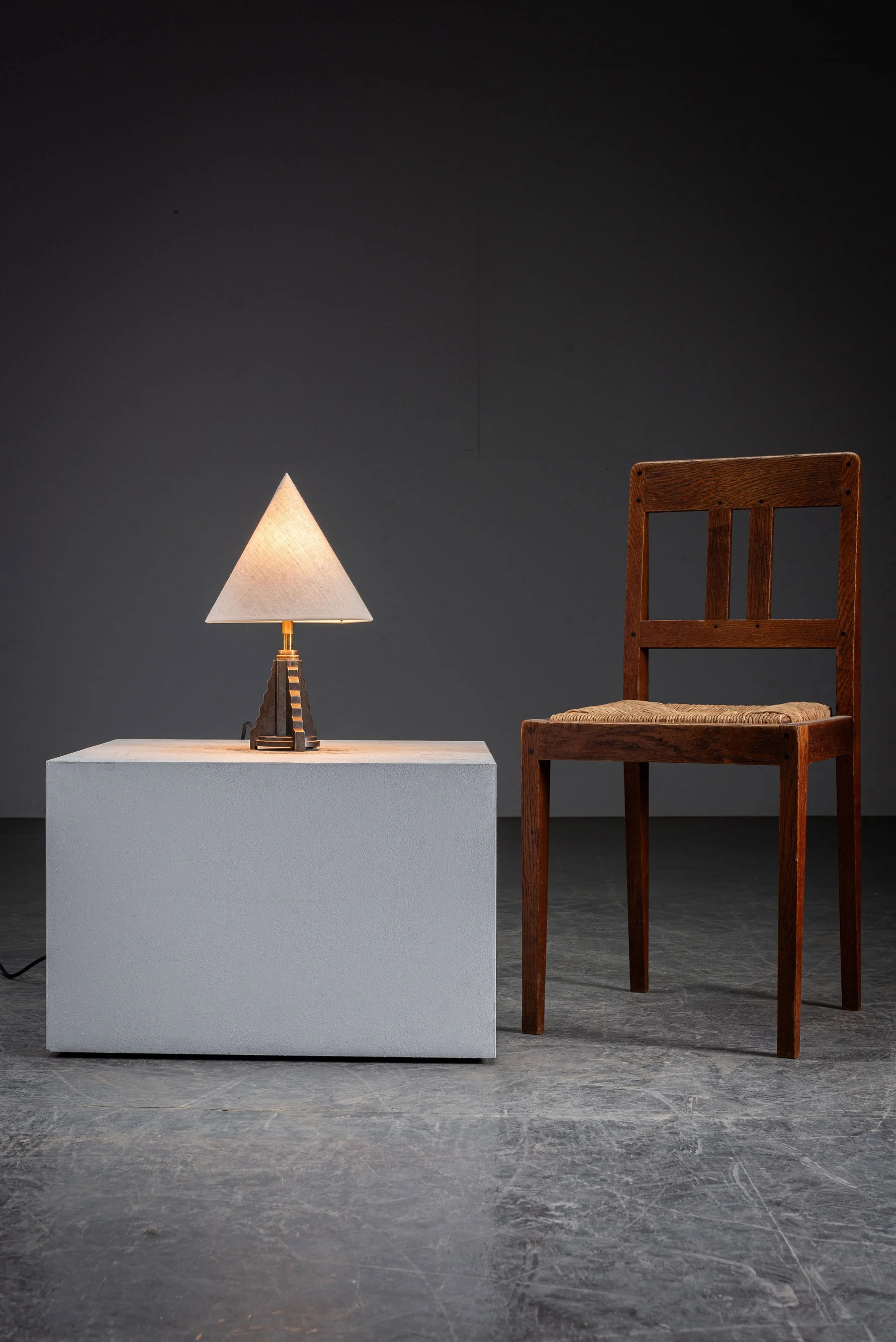 LI-2022025154846-1930s-Art-Deco-Table-Lamp_10.jpg