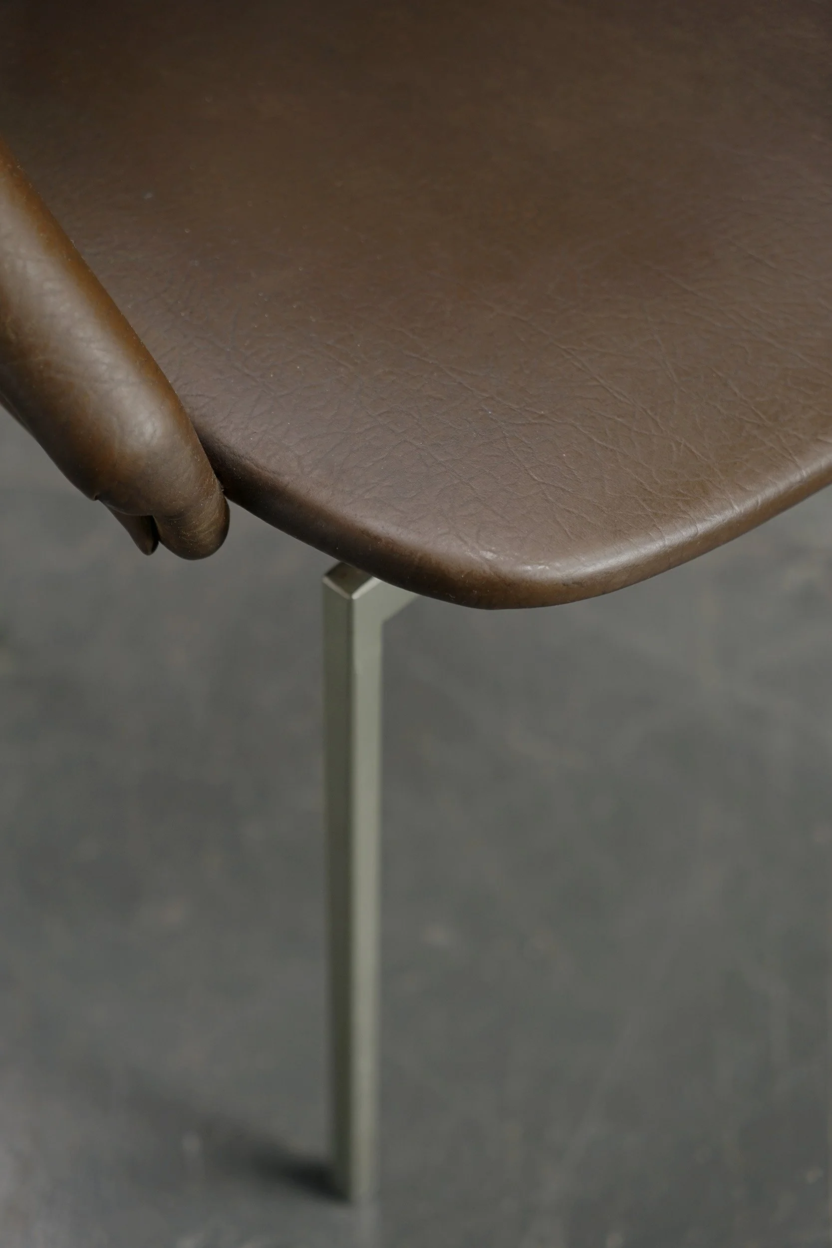 SE-2362026120906-1960s-Rare-'Meander'-Dining-Chair-Quartet_14.jpg