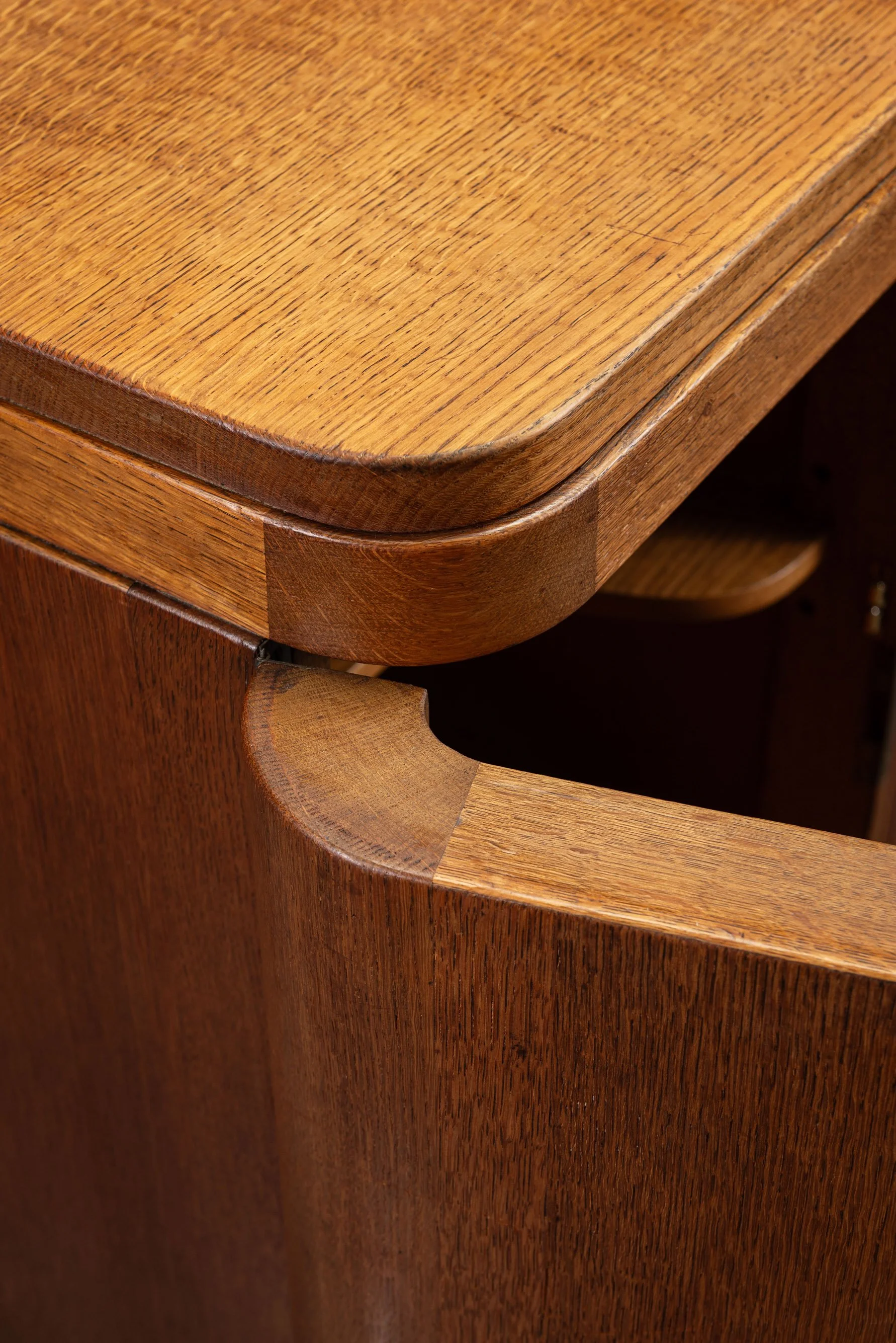 ST-2872026153534-1930s-Art-Deco-Sideboard_16.jpg
