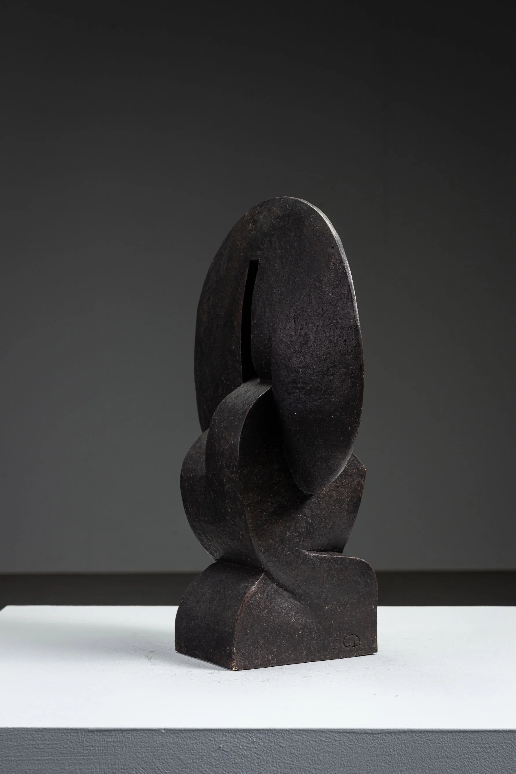 AR-1152026164738-Abstract-Sculpture-by-Cor-Dam-#39_04.jpg