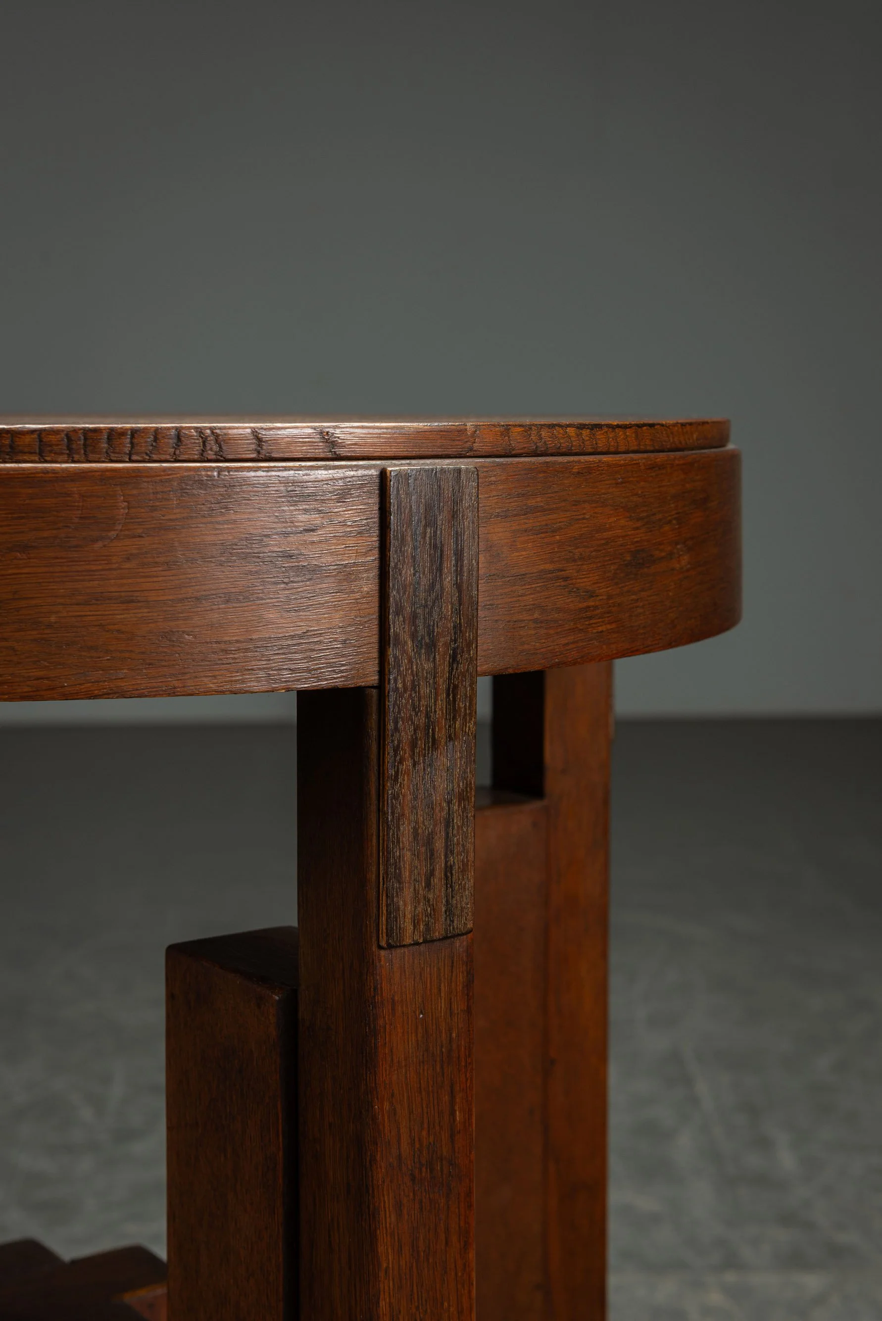 TA-4122025131828-1920s-Amsterdamse-School-Side-Table_08.jpg