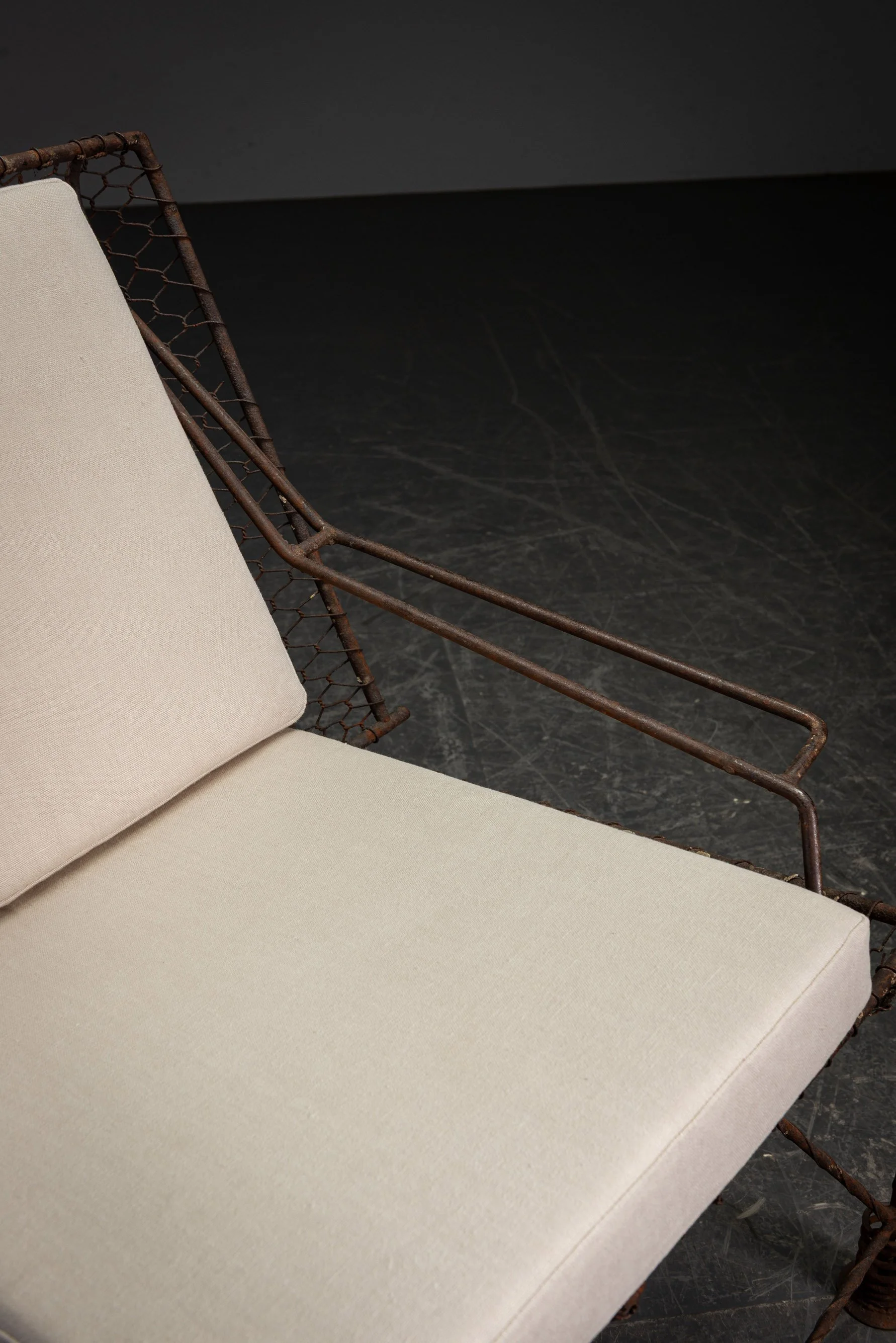 SE-1172023124457-Unique-Steam-Punk-Easy-Chair_14.jpg