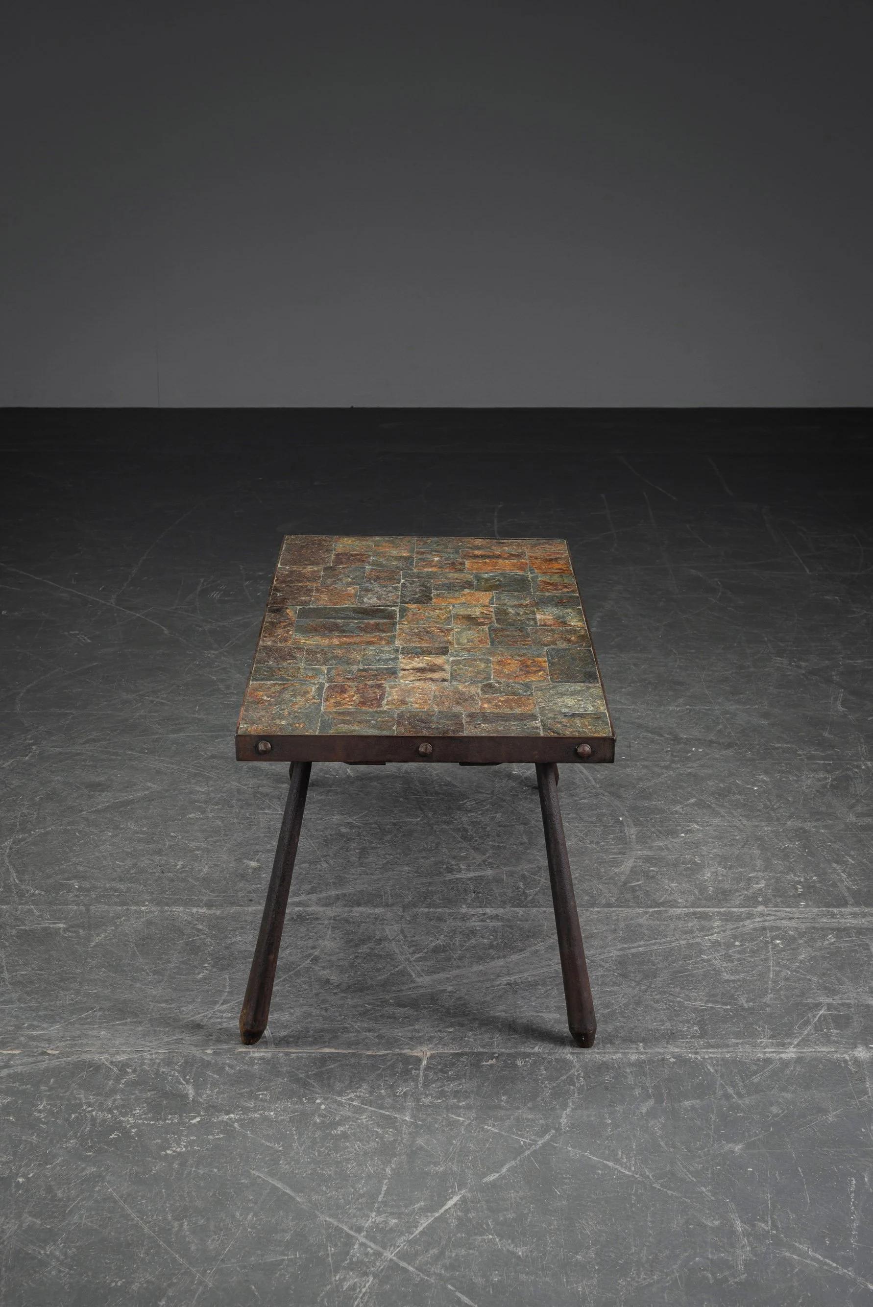 TA-3112025180702-1960s-Modernist-Side-Table_03.jpg