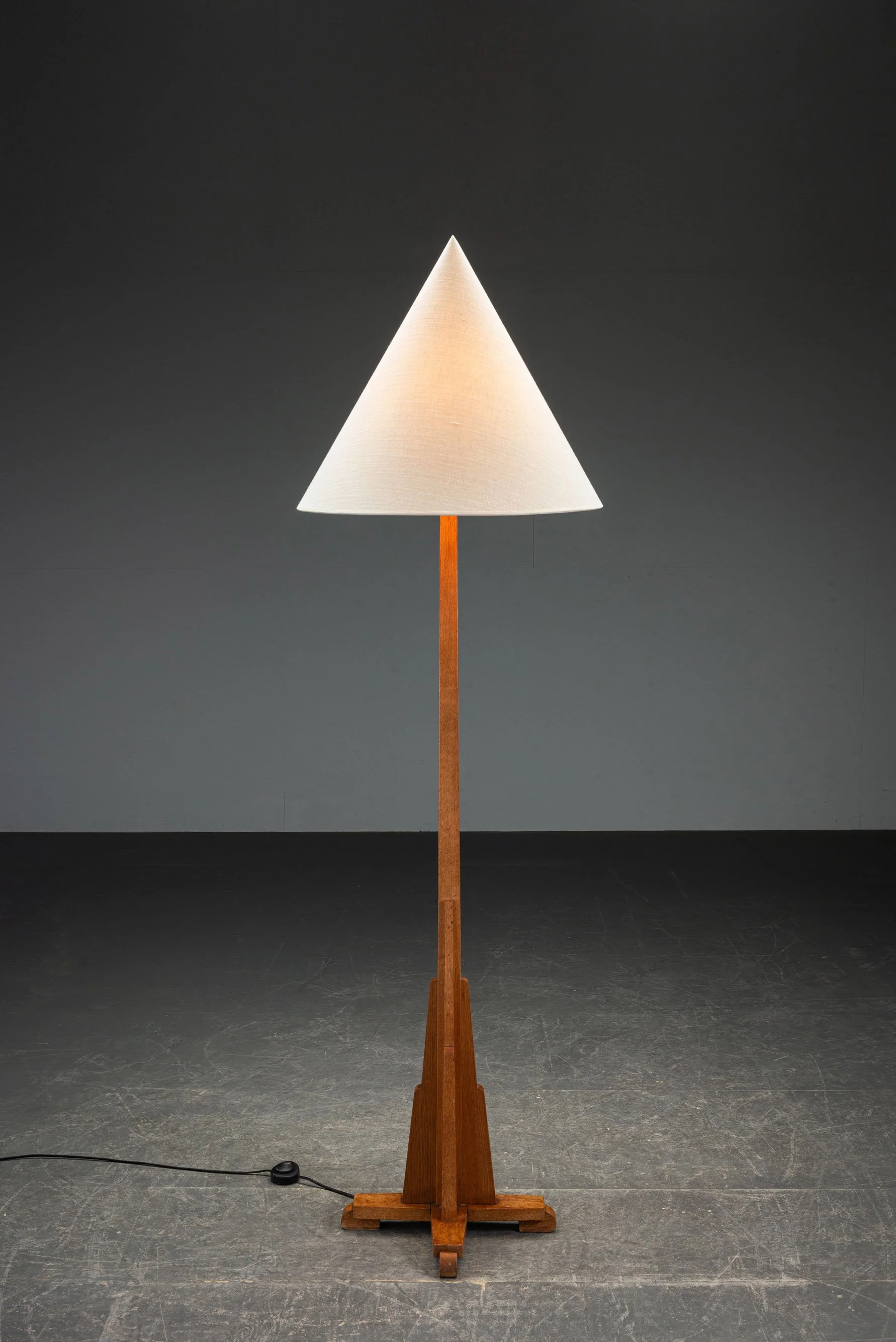 LI-162026182859-1930s-Art-Deco-Standing-Lamp_06.jpg