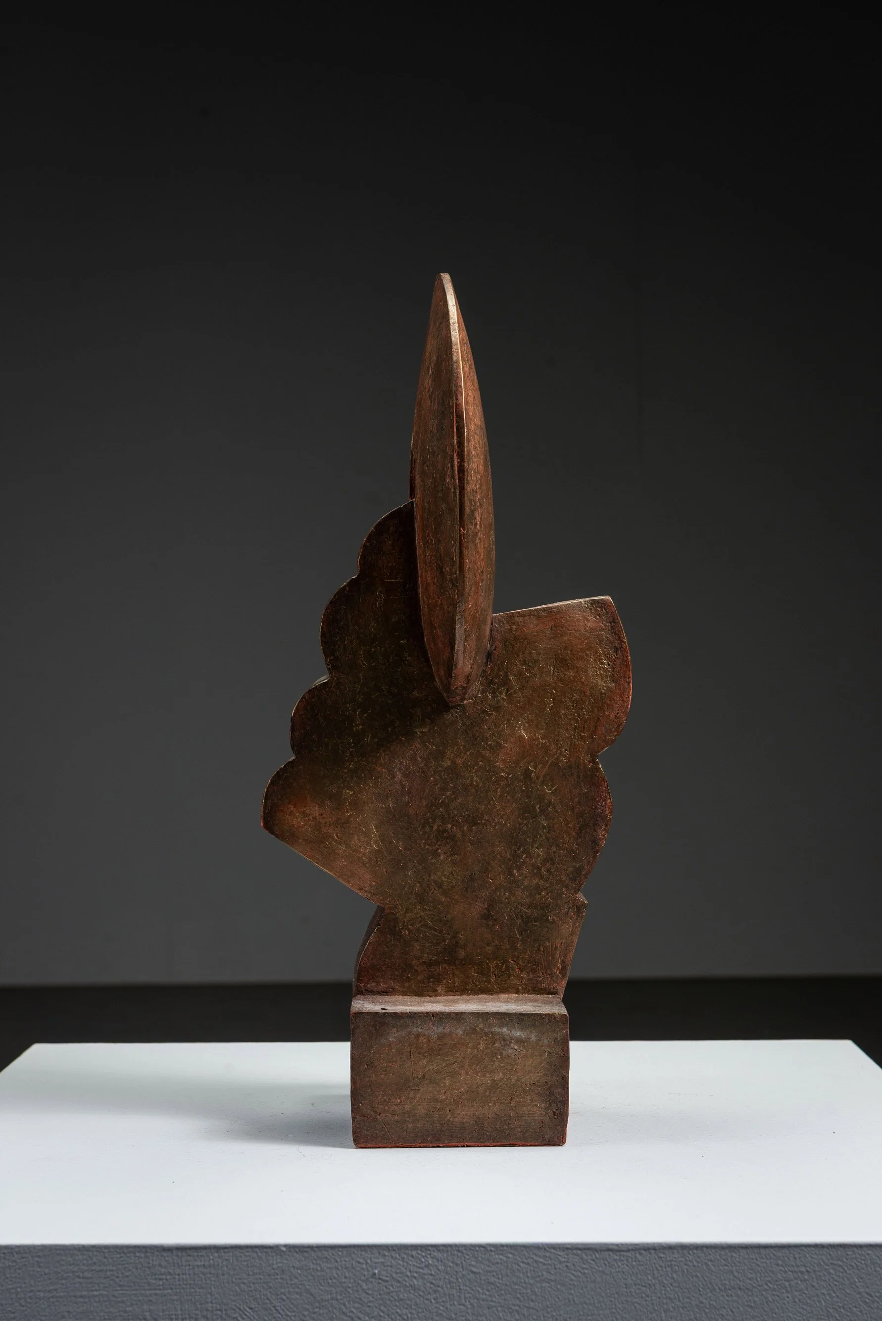 AR-1152026161158-Abstract-Sculpture-by-Cor-Dam-#21_05.jpg
