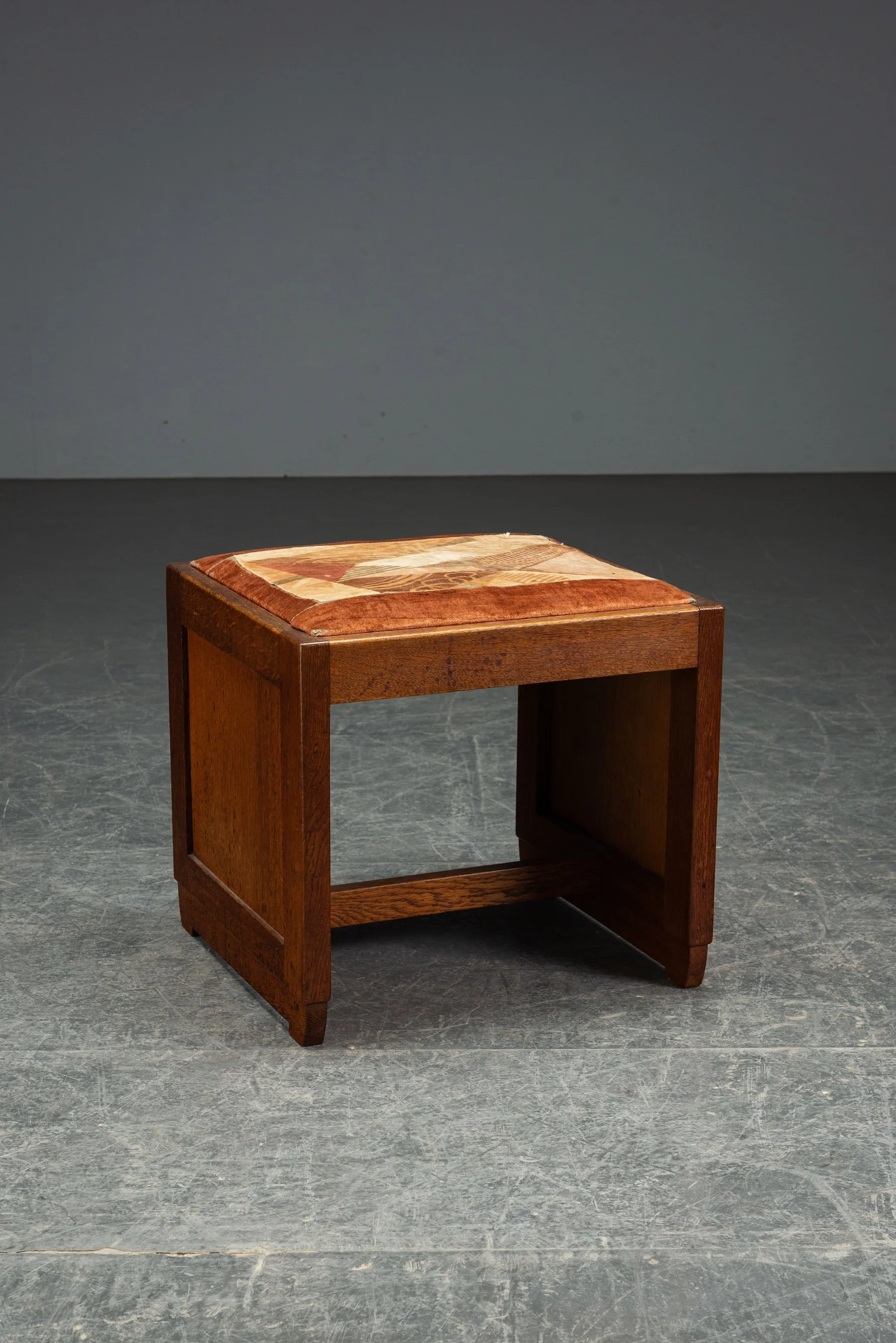 WEB RES SE-3122025133336 - 1930s Art Deco Stool_01.jpg