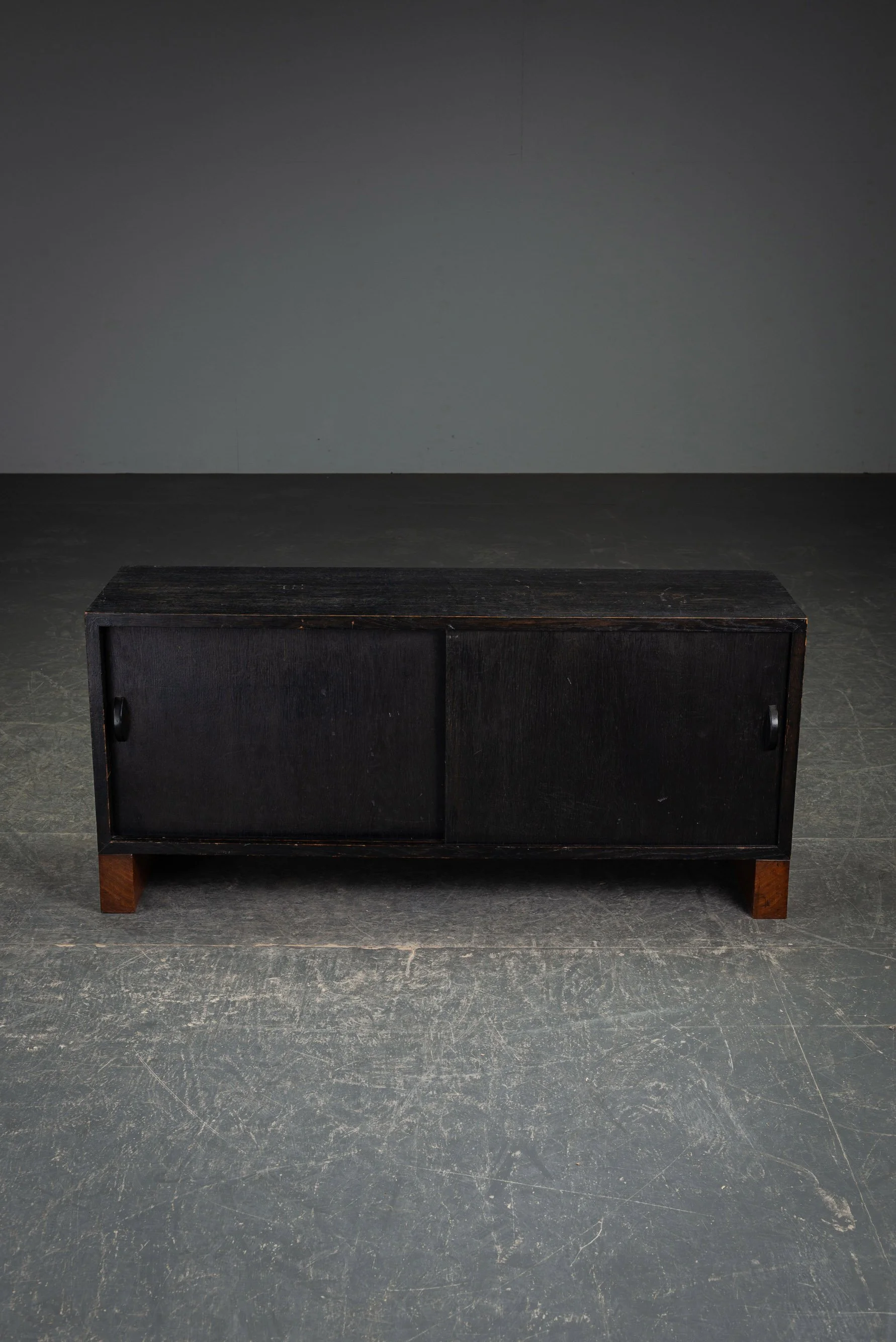 ST-2632026124117-Metz-&-Co.-Modernist-Sideboard-by-Willem-Penaat_05.jpg