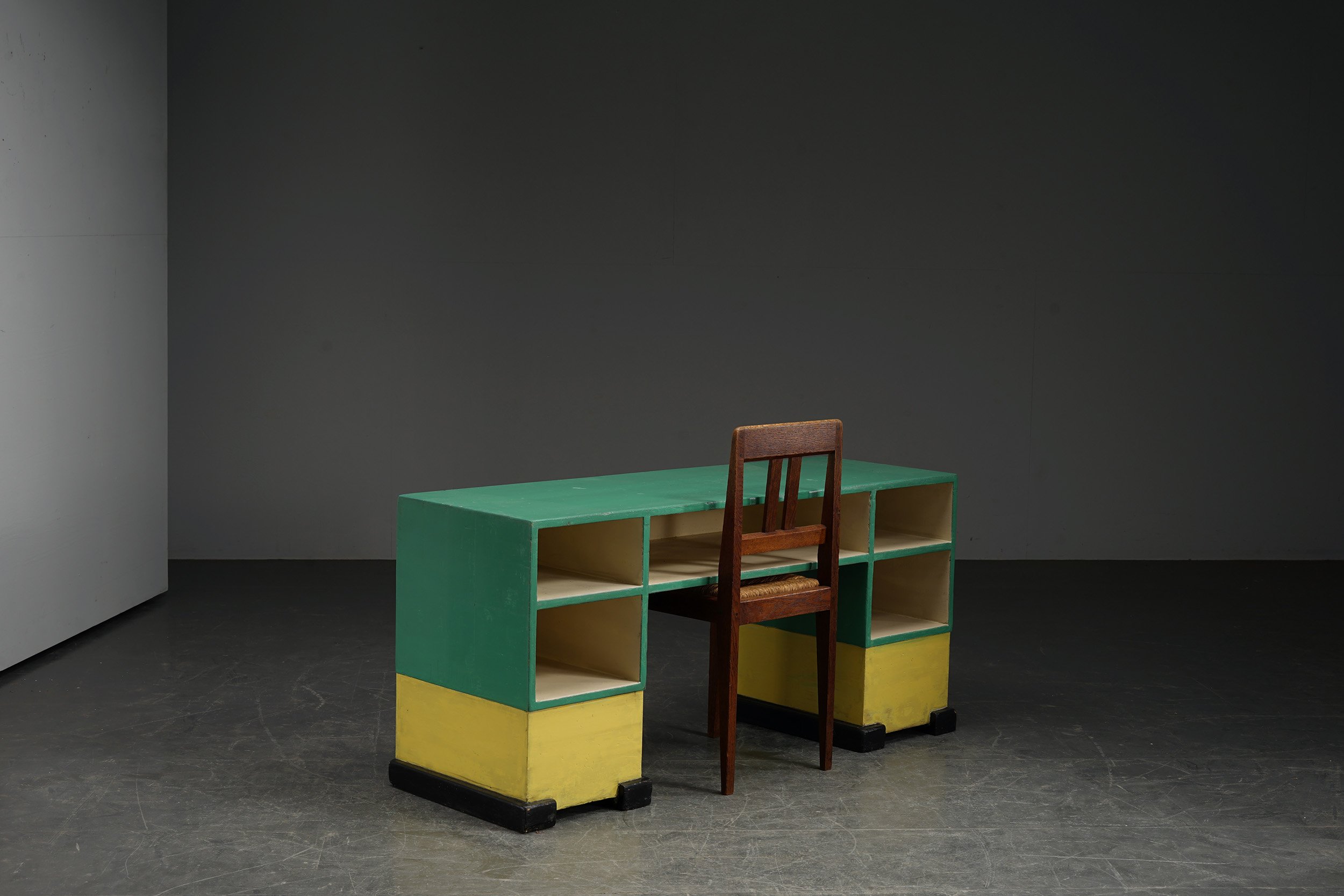 ST-782024171527-1920s-Art-Deco-Shelving_02.jpg