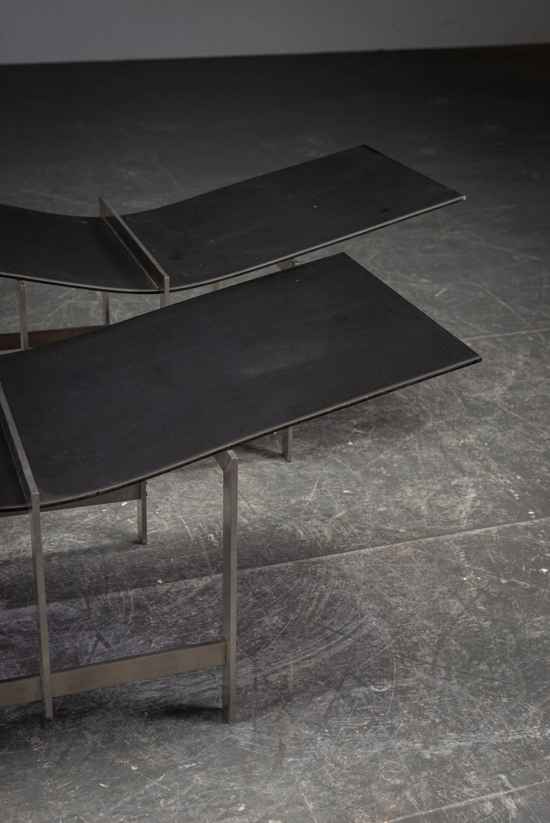 TA-2082025181006+TA-2082025165225-Galerie-Binnen-Architectural-'Manifold'-Side-Tables_05.jpg