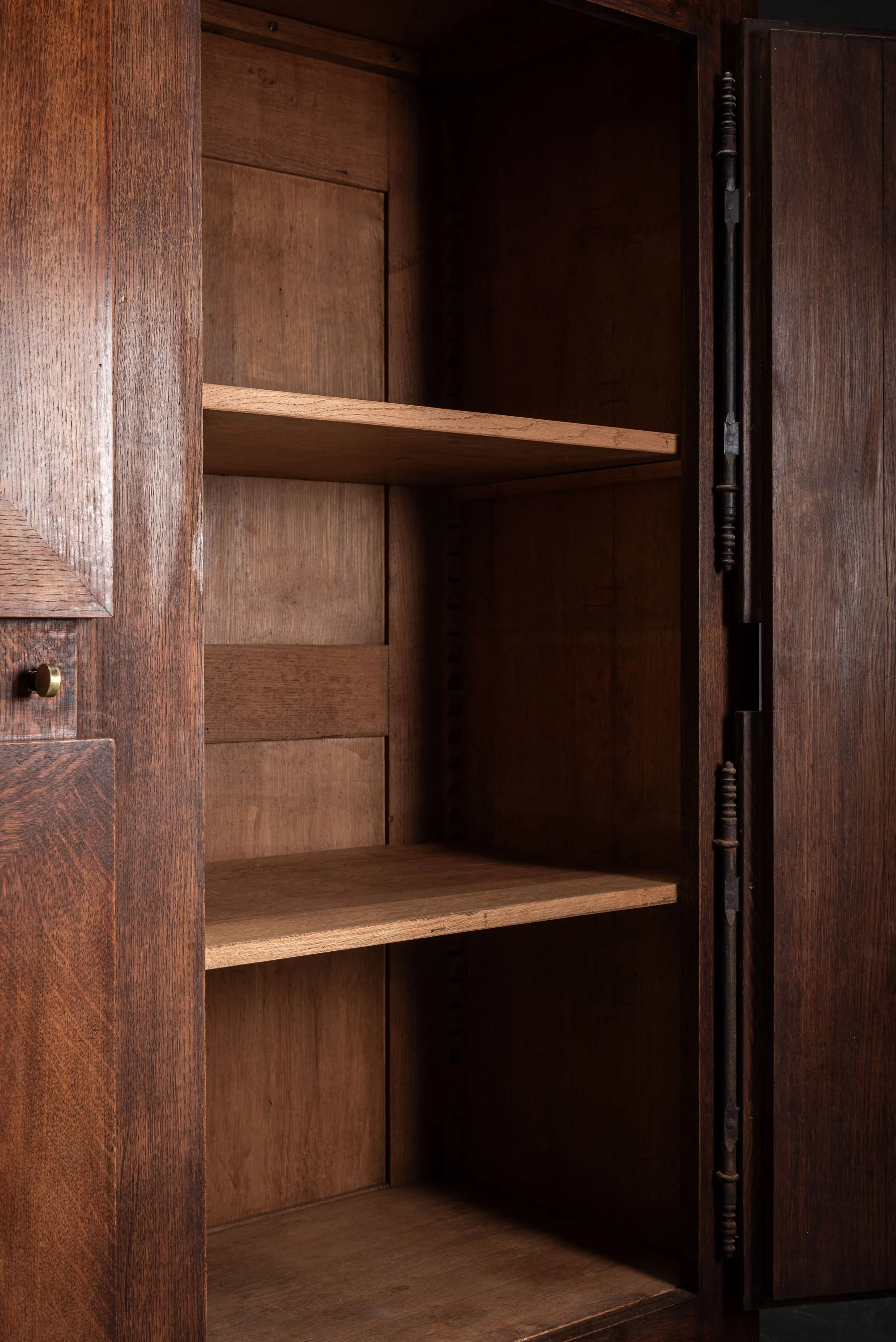 ST-3062025225653-1940s-Art-Deco-Cabinet_16.jpg