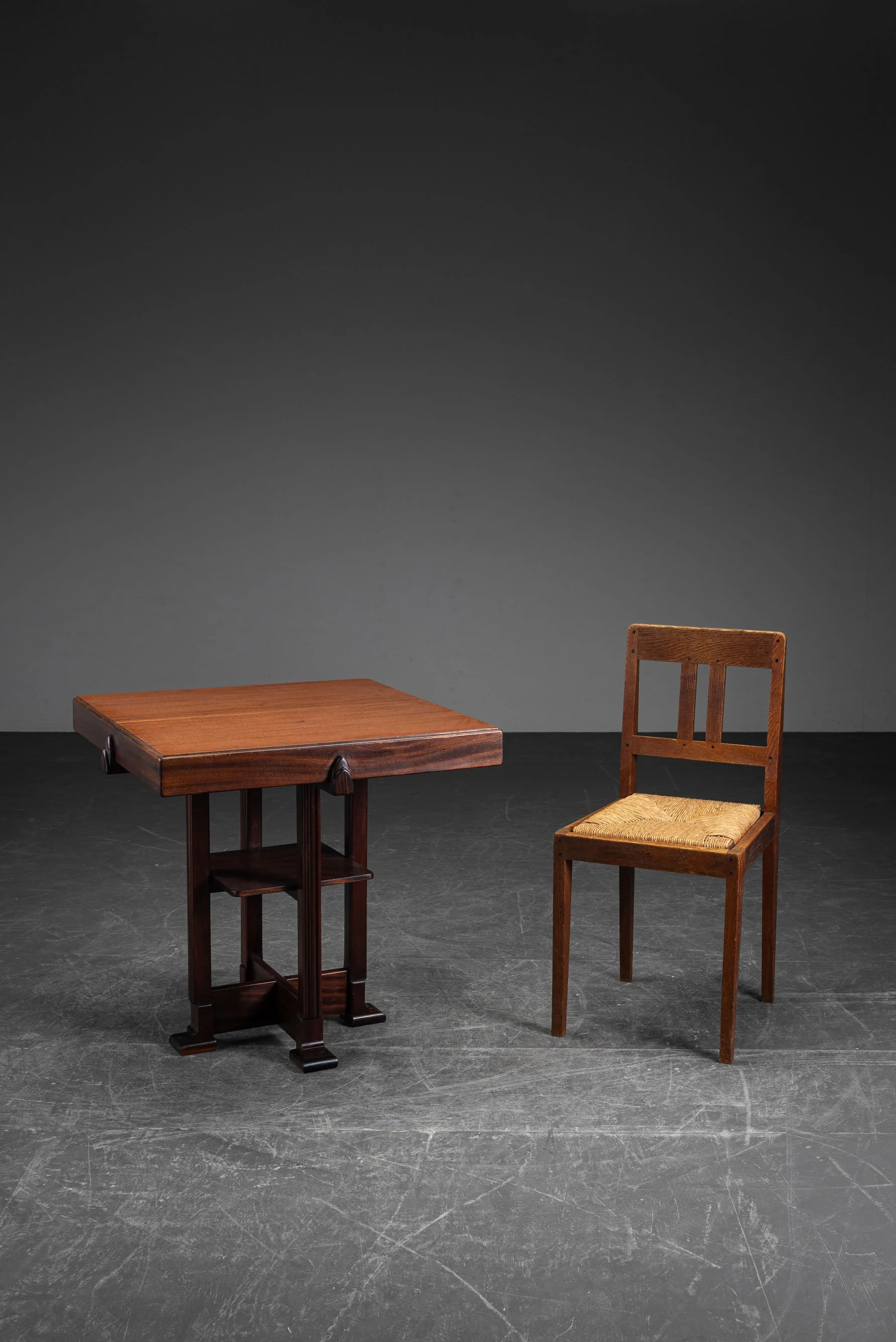 TA-3112025164959-1920s-Amsterdamse-School-Side-Table_09.jpg