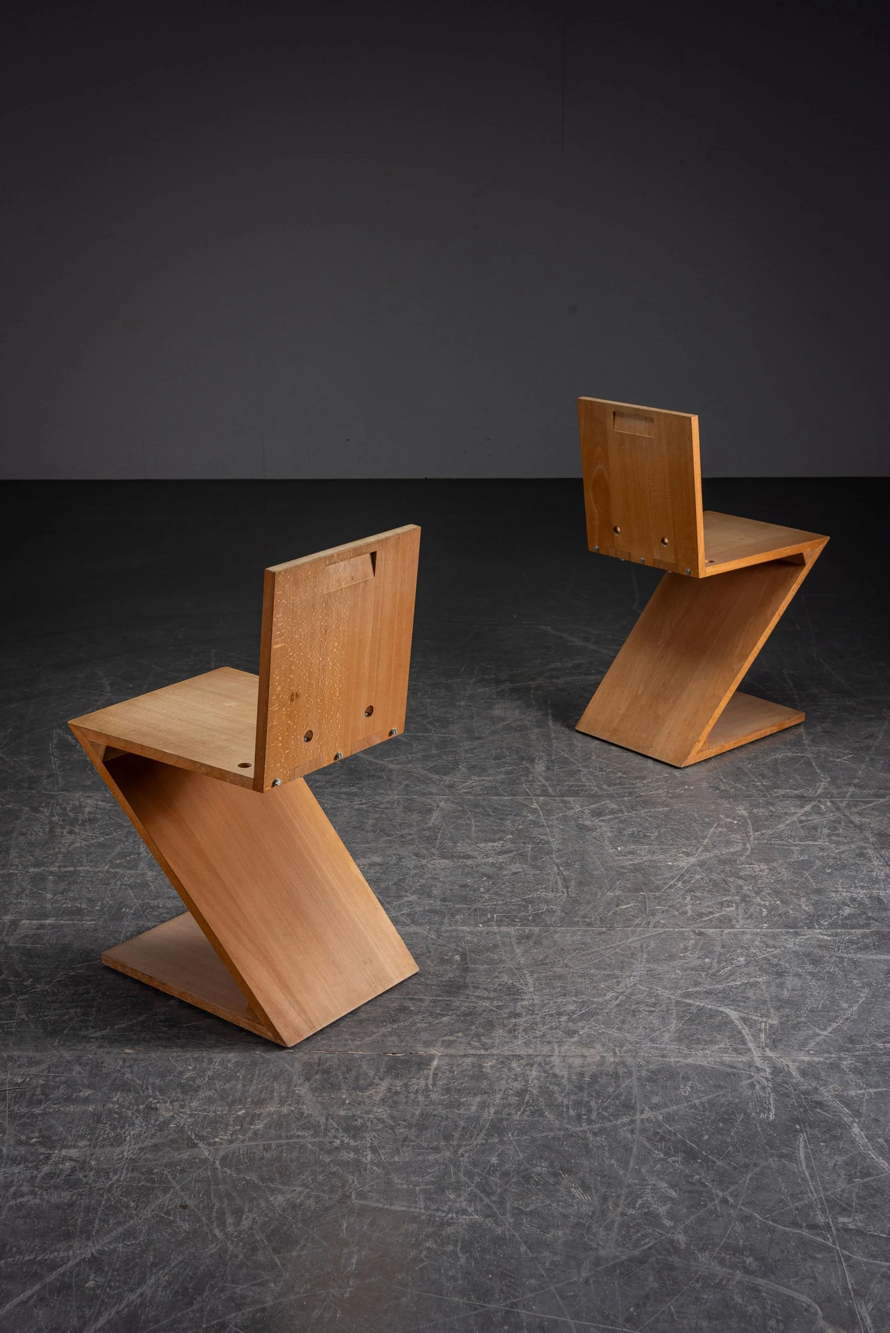 SE-3172025132306-1980s-Zig-Zag-Chairs_08.jpg