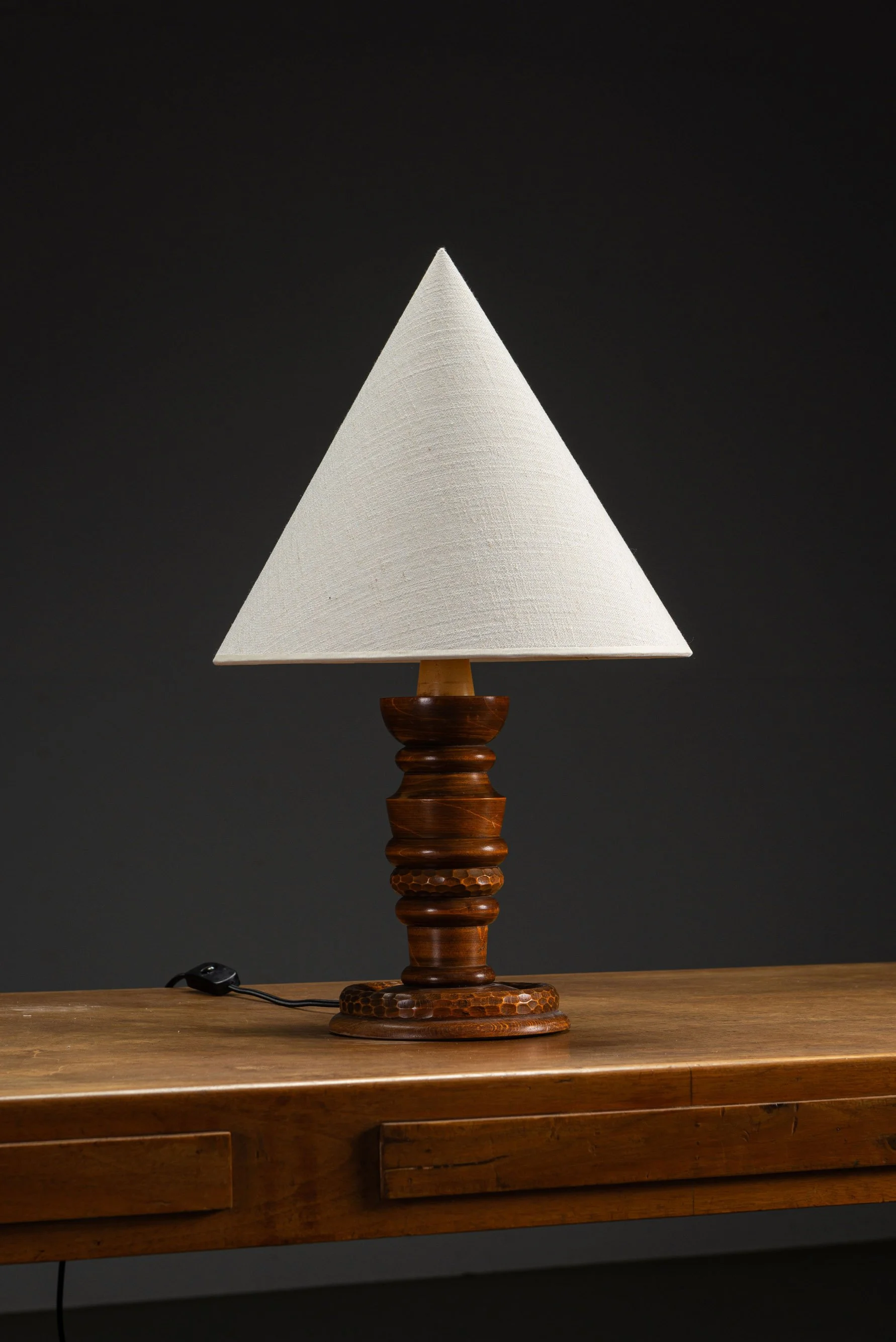 WEB RES LI-1842024155624 - 1940s Decorative Table Lamp_02.jpg