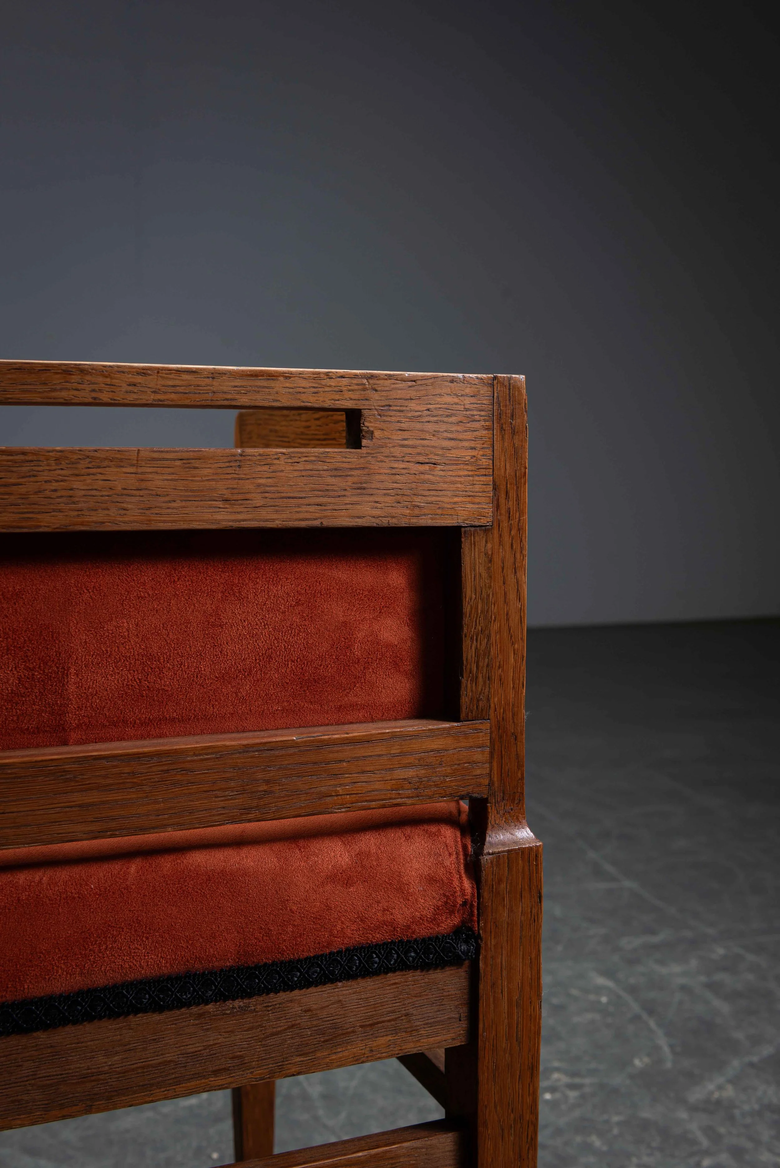 SE-3072025224755-1910s-Nieuwe-Kunst-(Dutch-Art-Nouveau)-Accent-Chairs_11.jpg