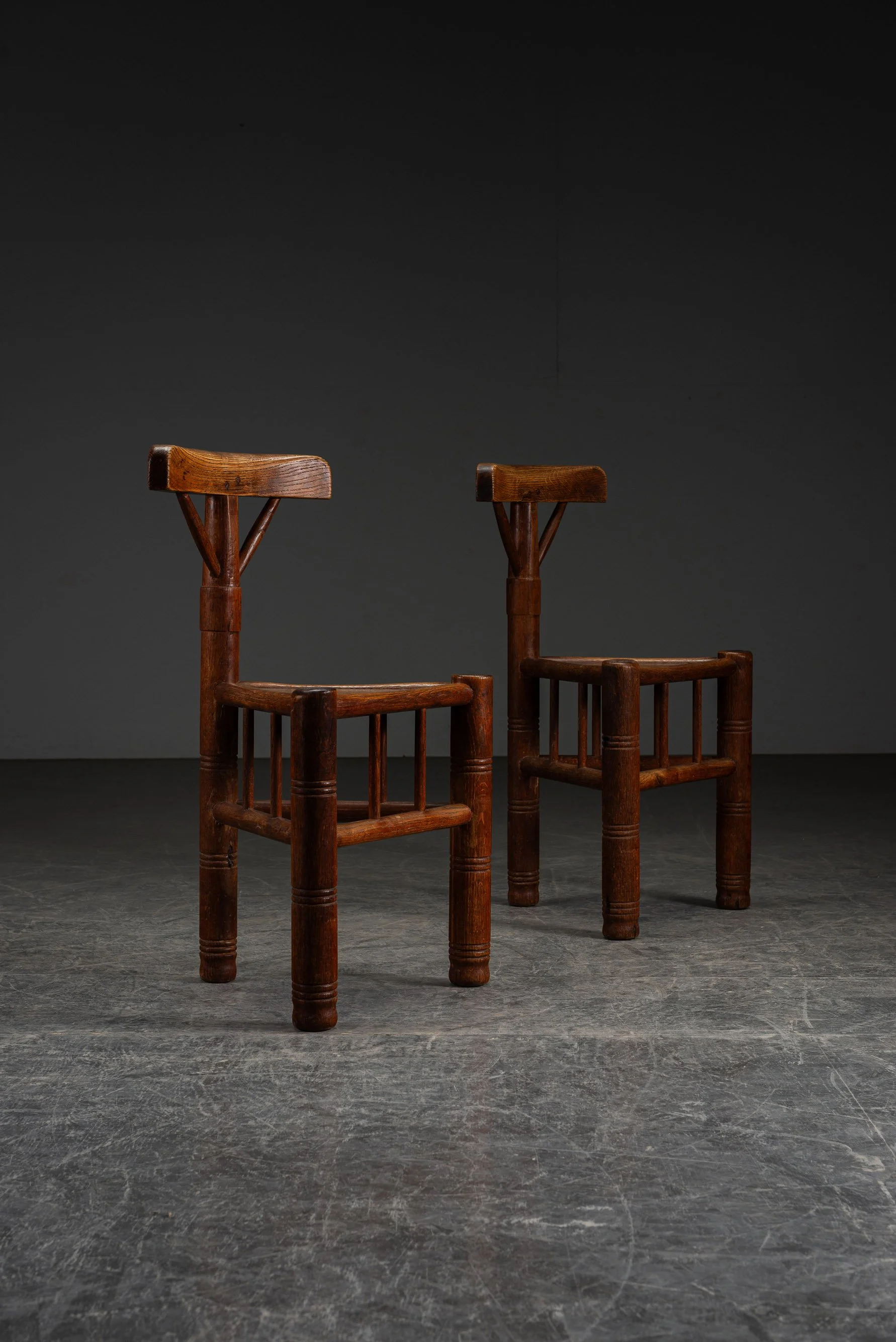 SE-3112025185035-1960s-Tripod-Accent-Chair_02.jpg