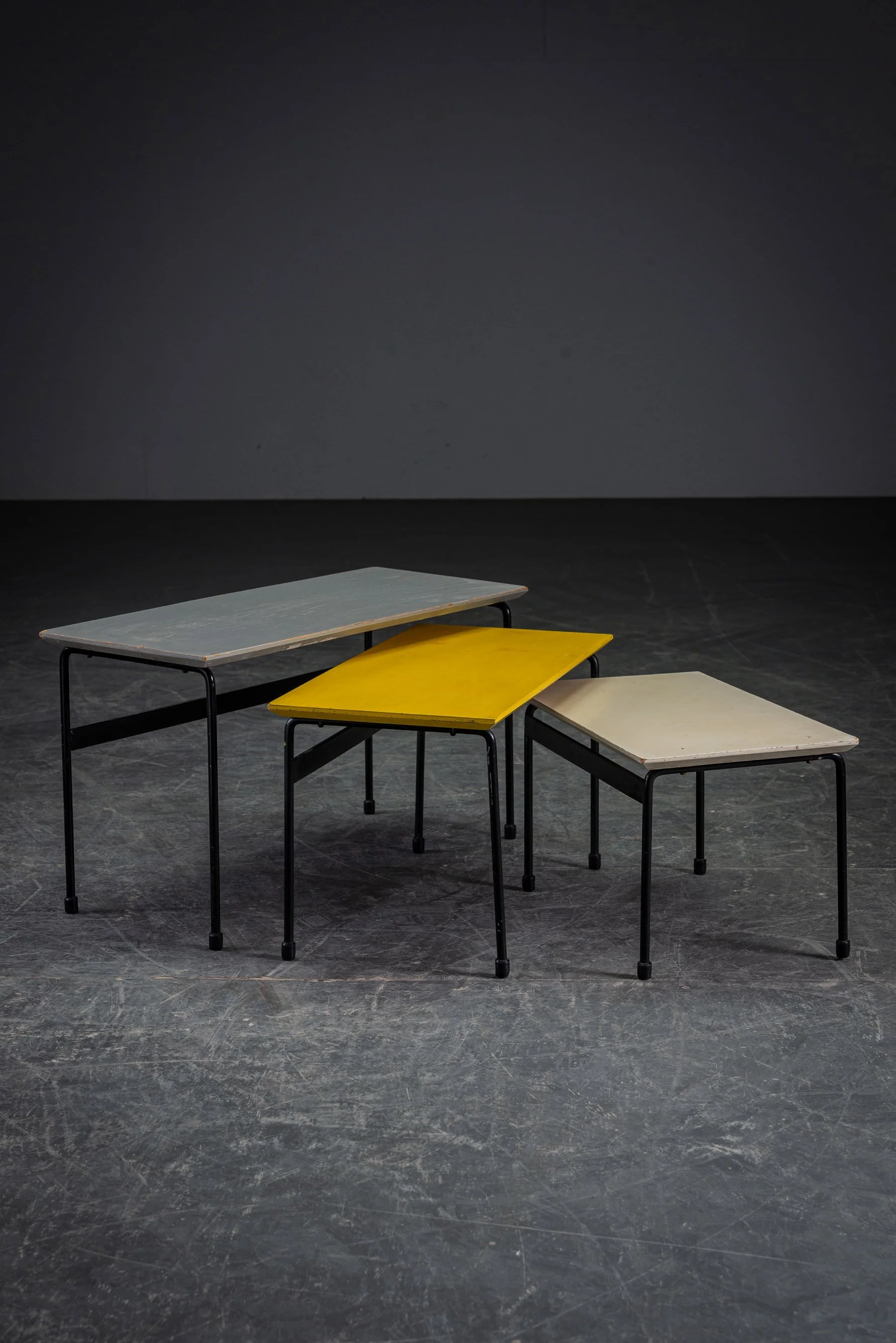 TA-2972025182925-Minimalist-'Twello'-Nesting-Tables-by-Martin-Visser_05.jpg