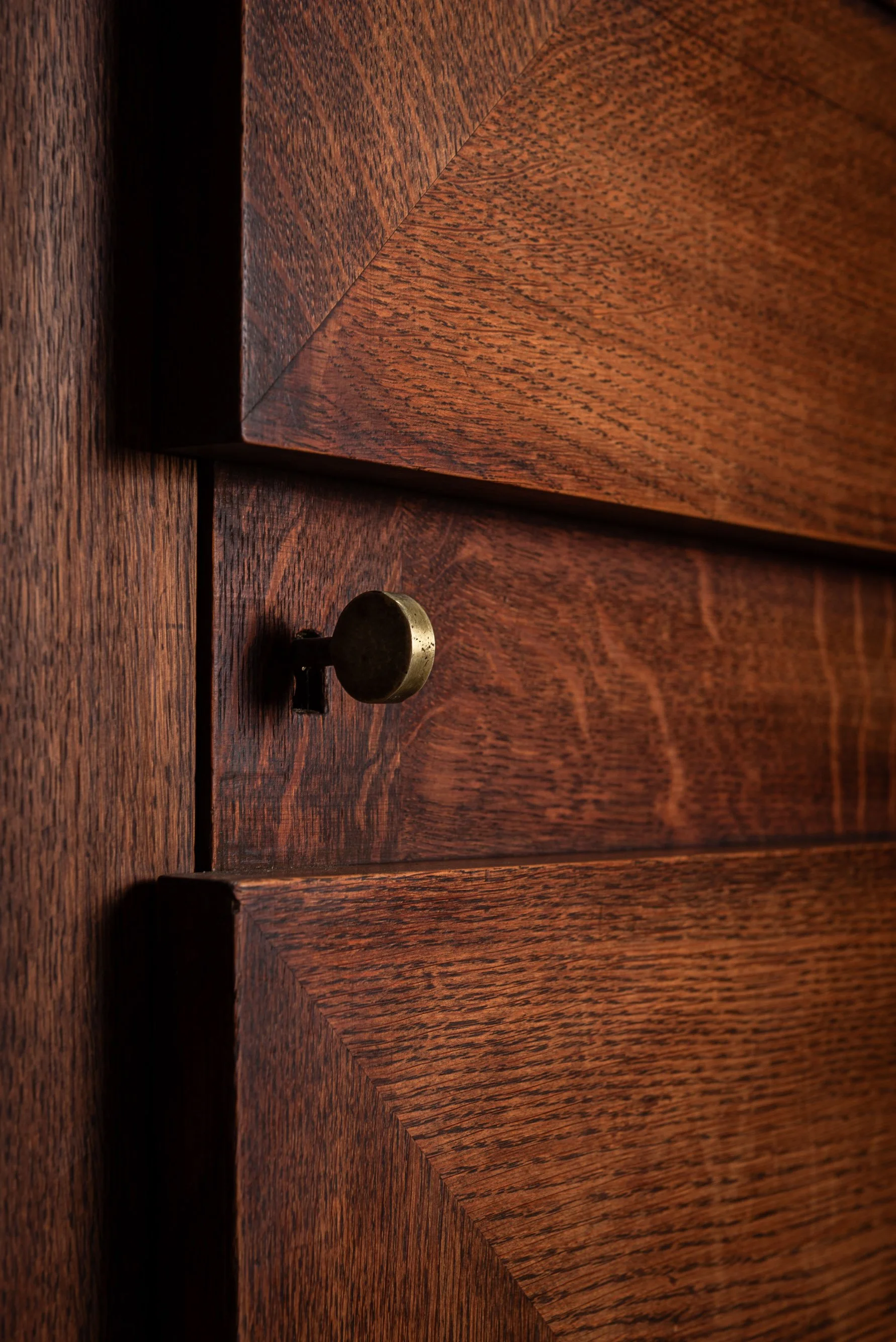 ST-3062025225653-1940s-Art-Deco-Cabinet_07.jpg