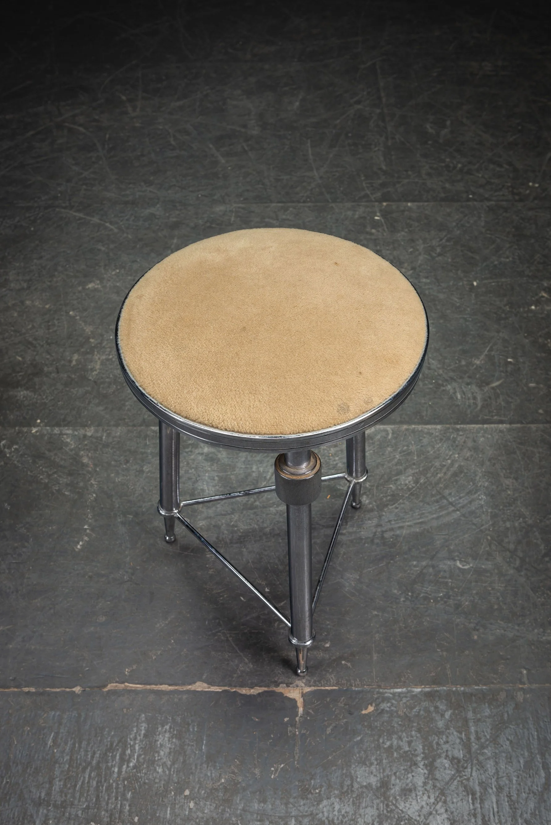 SE-722026114139-1940s-Art-Deco-Stool_08.jpg