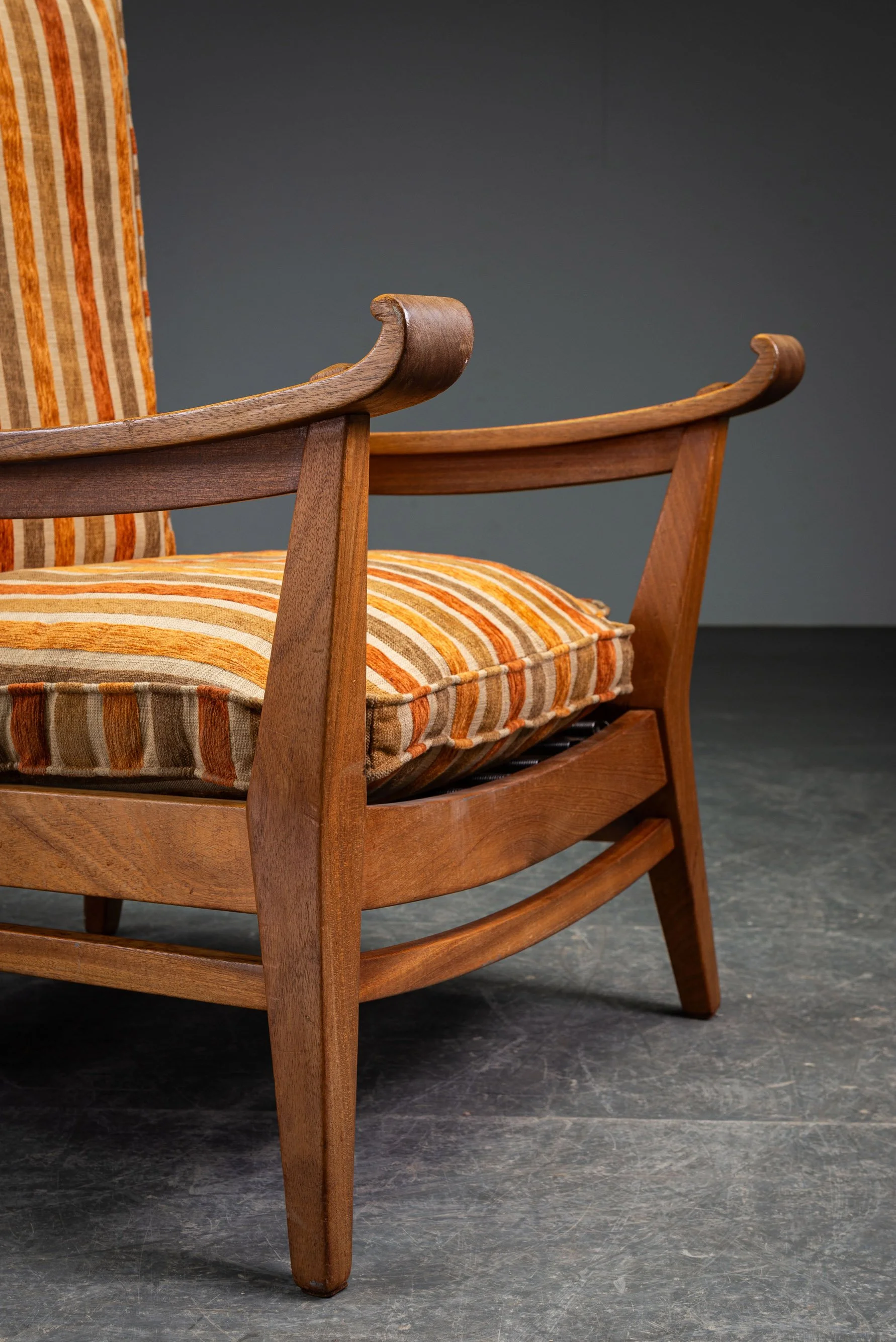 SE-1862026124729-1930s-My-Home-Armchair-By-Bas-van-der-Pelt_06.jpg