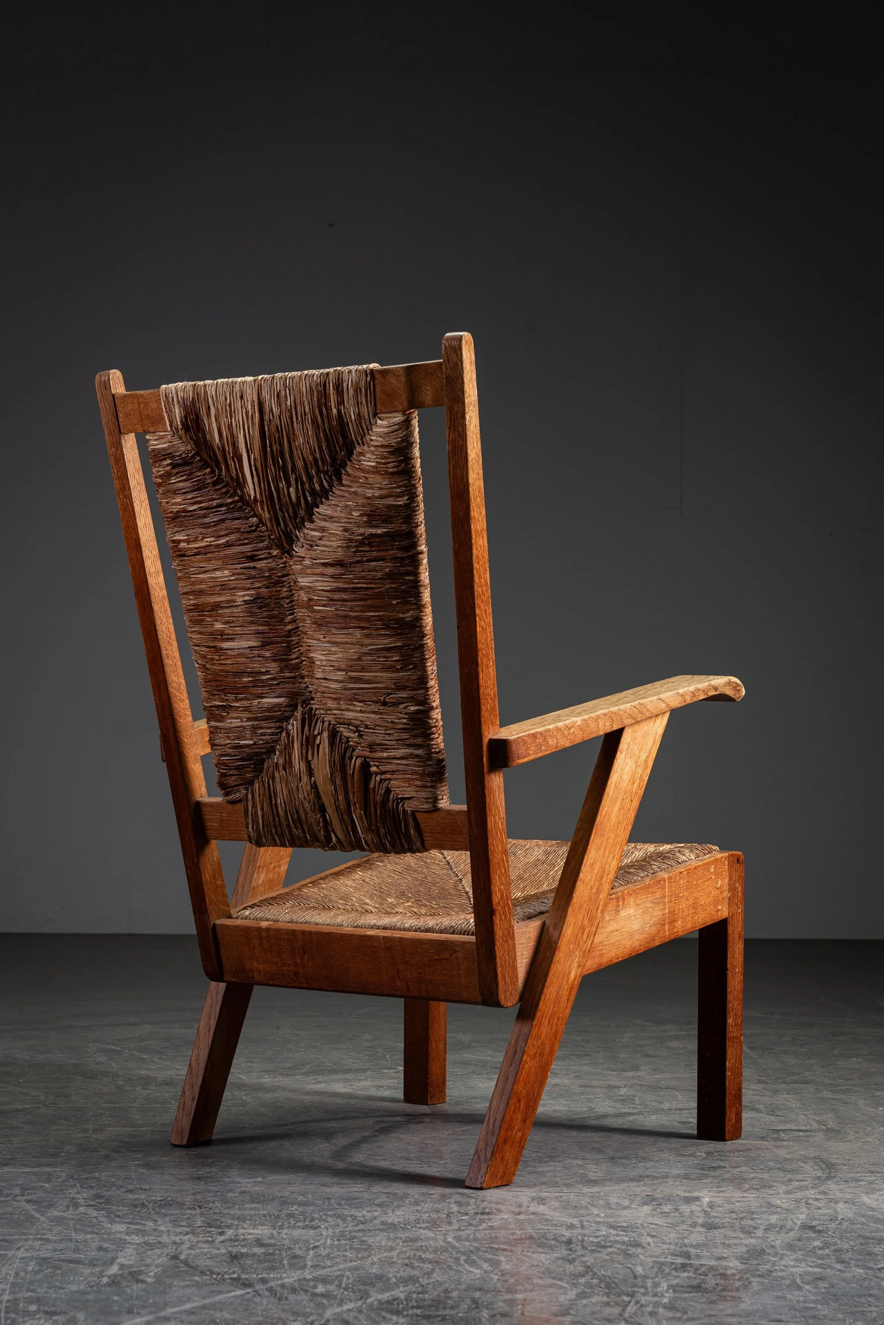 SE-482025192104-1940s-Modernist-Armchair_07.jpg