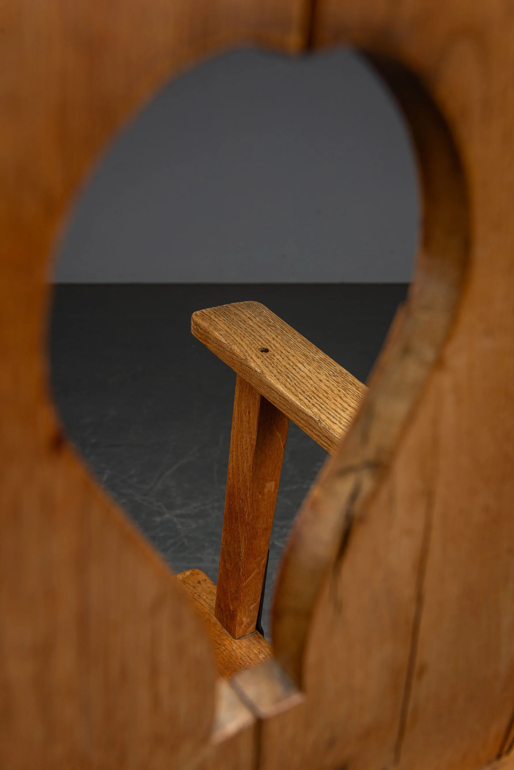 WEB RES SE-27102025173951 - 1960s Sculptural Dining Chair Set_13.jpg