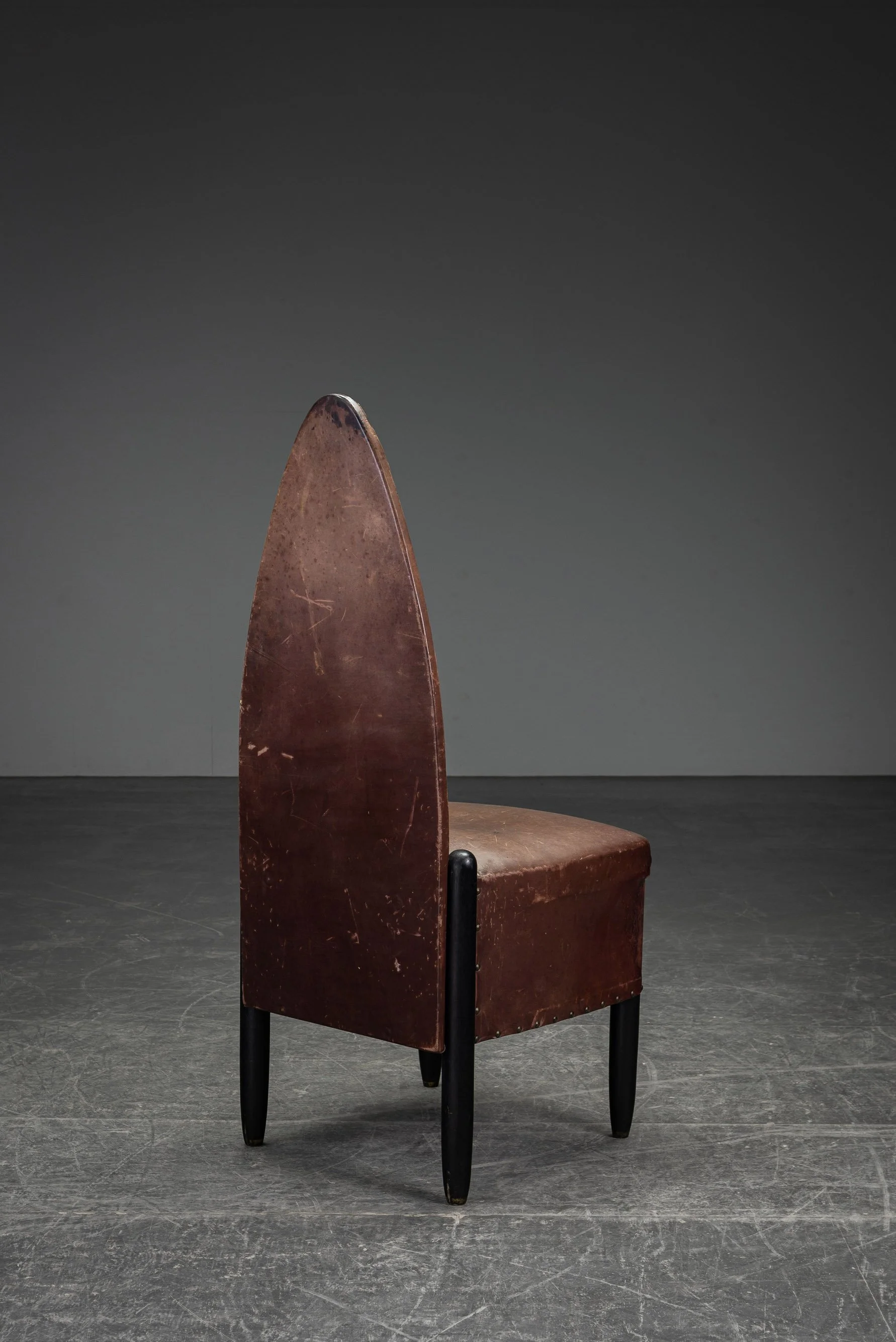SE-2992026173656-1910s-Amsterdamse-School-Side-Chair_06.jpg