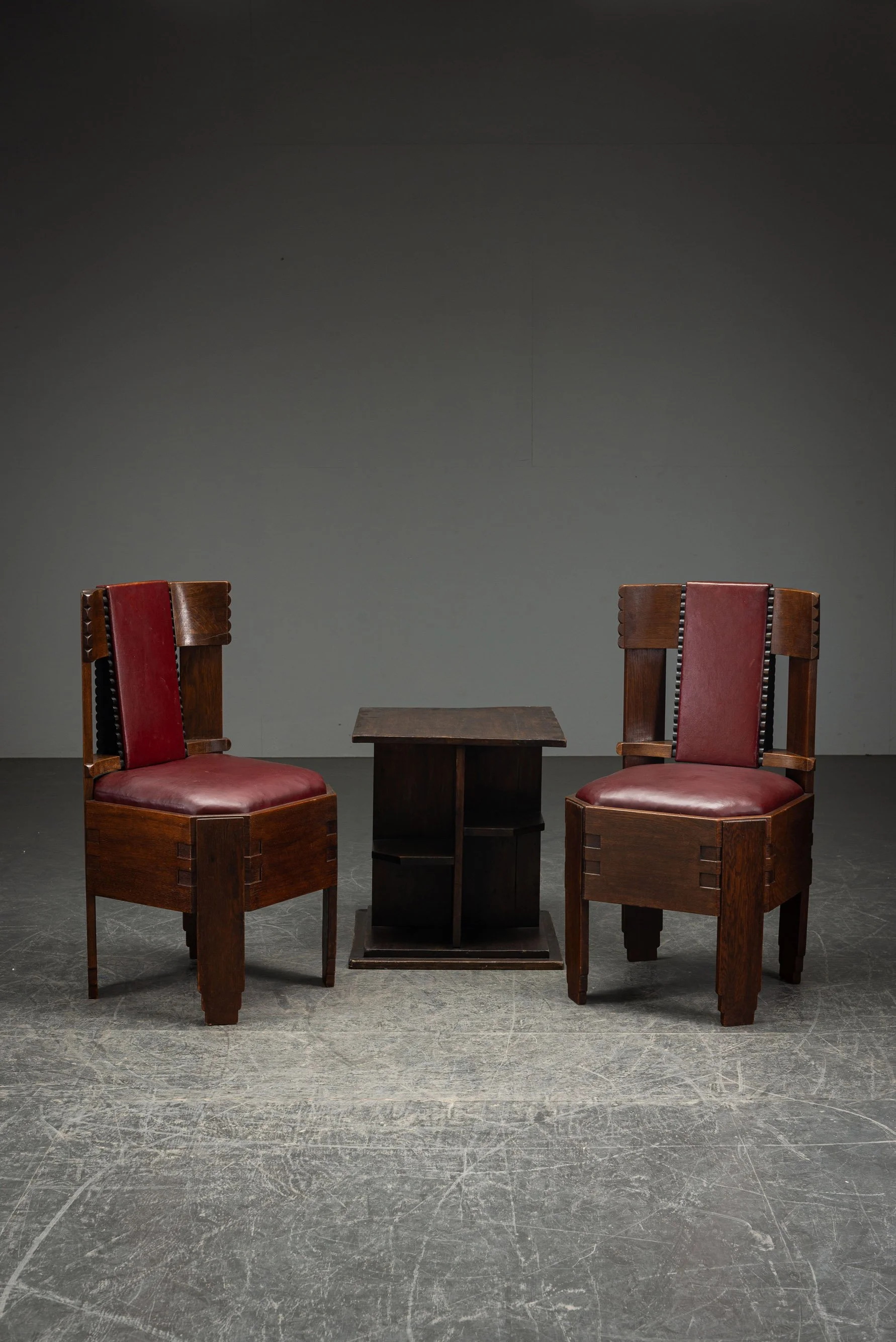 SE-2712026122522-Amsterdamse-School-Accent-Chairs-by-Architects-A.-Eibink-&-J.A.-Snellebrand_10.jpg
