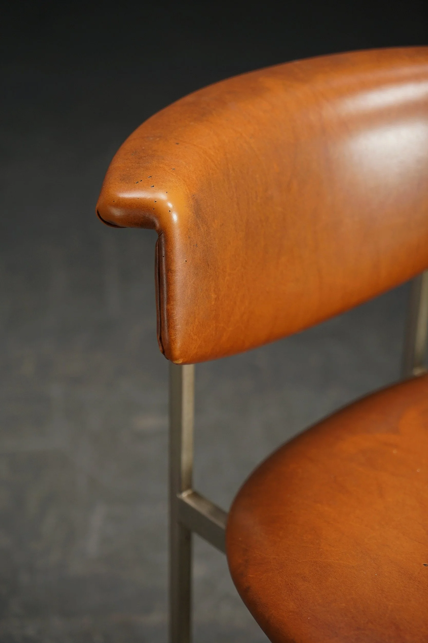SE-122023175323-Modernist-Dining-Chair-Set-by-Rudolf-Wolf_13.jpg