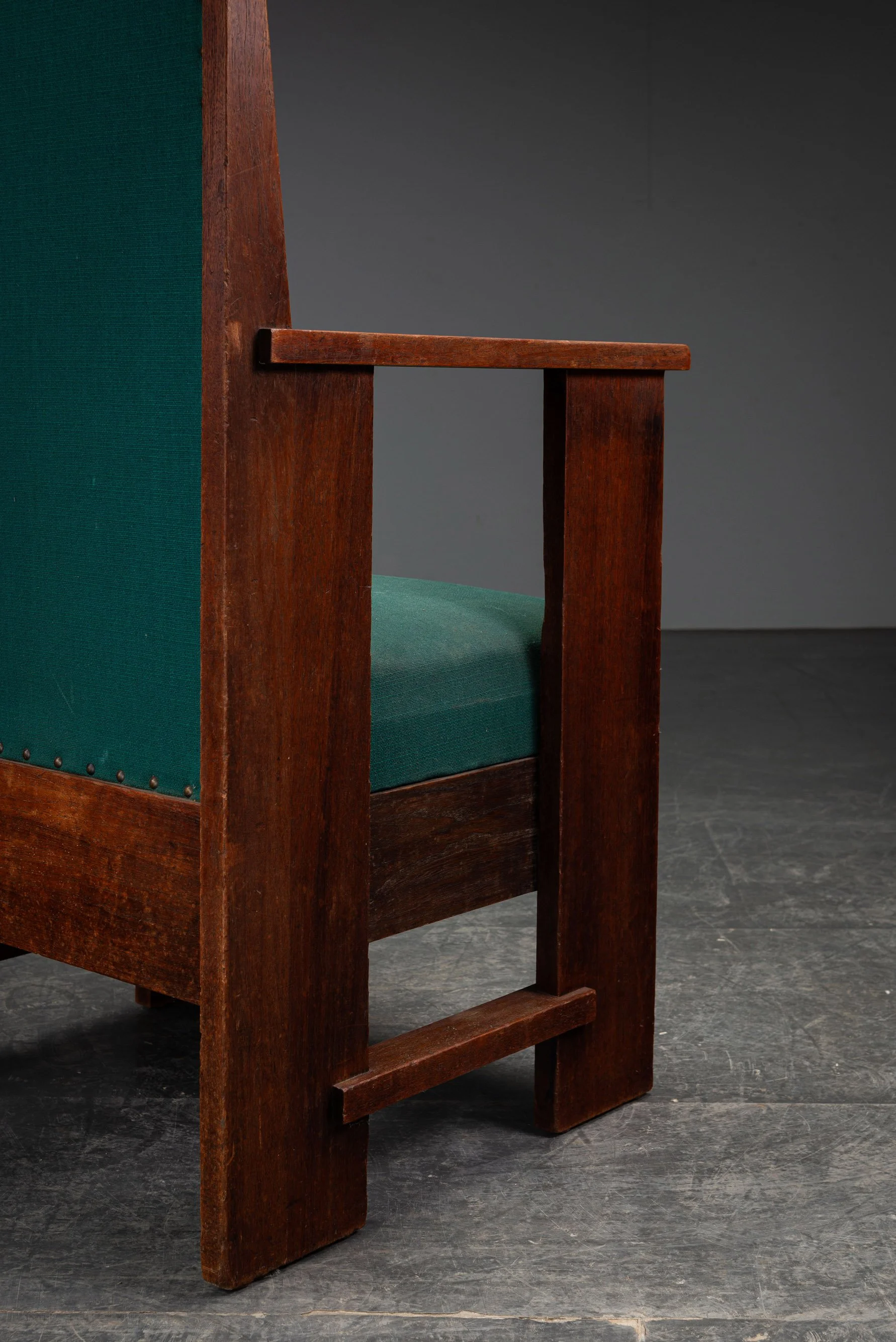 SE-10122023205433-Rare-Haagse-School-Desk-Chair-In-Green-by-Architect-H.-Wouda_04.jpg