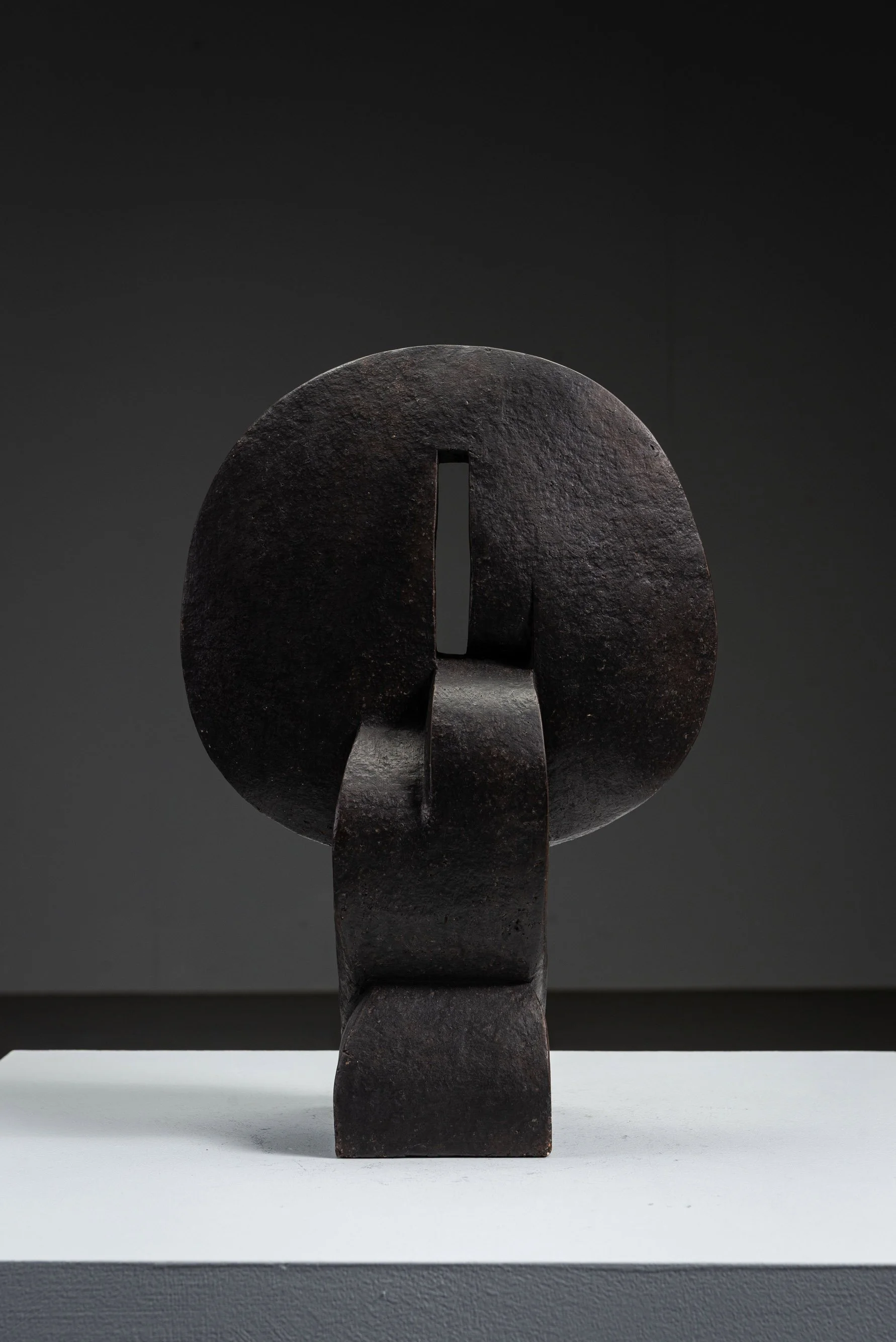 AR-1152026164738-Abstract-Sculpture-by-Cor-Dam-#39_03.jpg