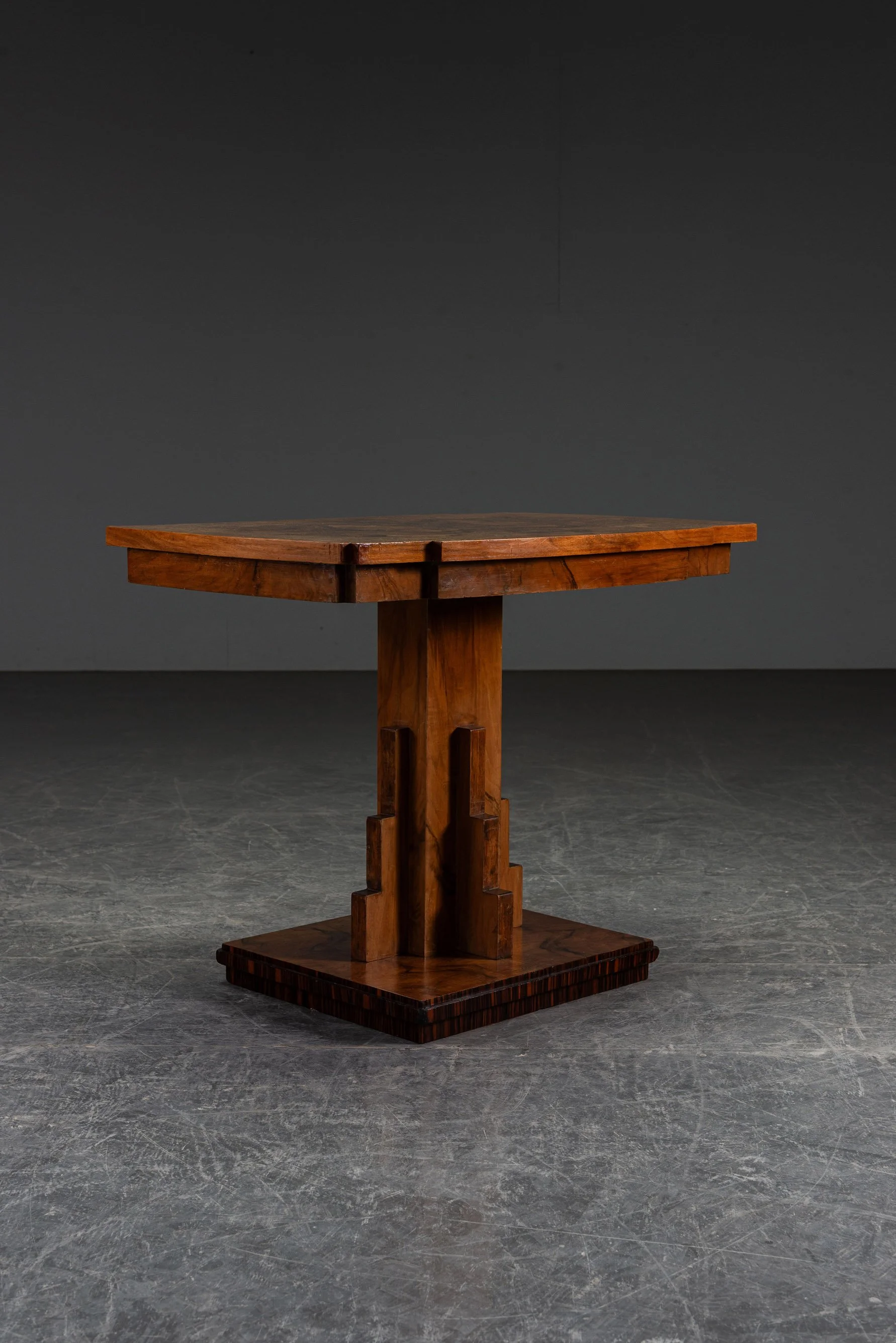 TA-3072025150009-1930s-Art-Deco-Side-Table_02.jpg
